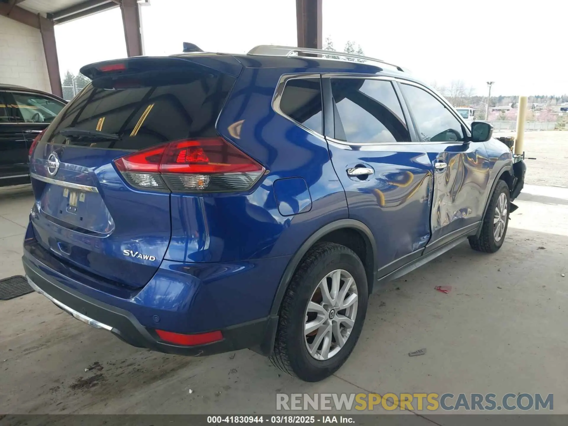 4 fotografías del automóvil dañado JN8AT2MV3KW383093 NISSAN ROGUE 2019