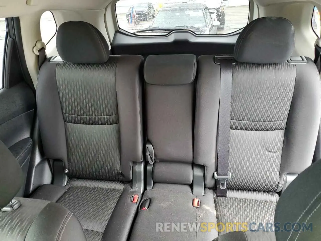 10 fotografías del automóvil dañado JN8AT2MV3KW396670 NISSAN ROGUE 2019