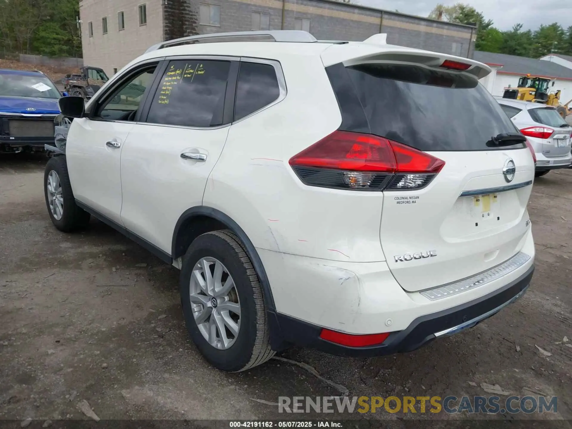 3 fotografías del automóvil dañado JN8AT2MV4KW372524 NISSAN ROGUE 2019