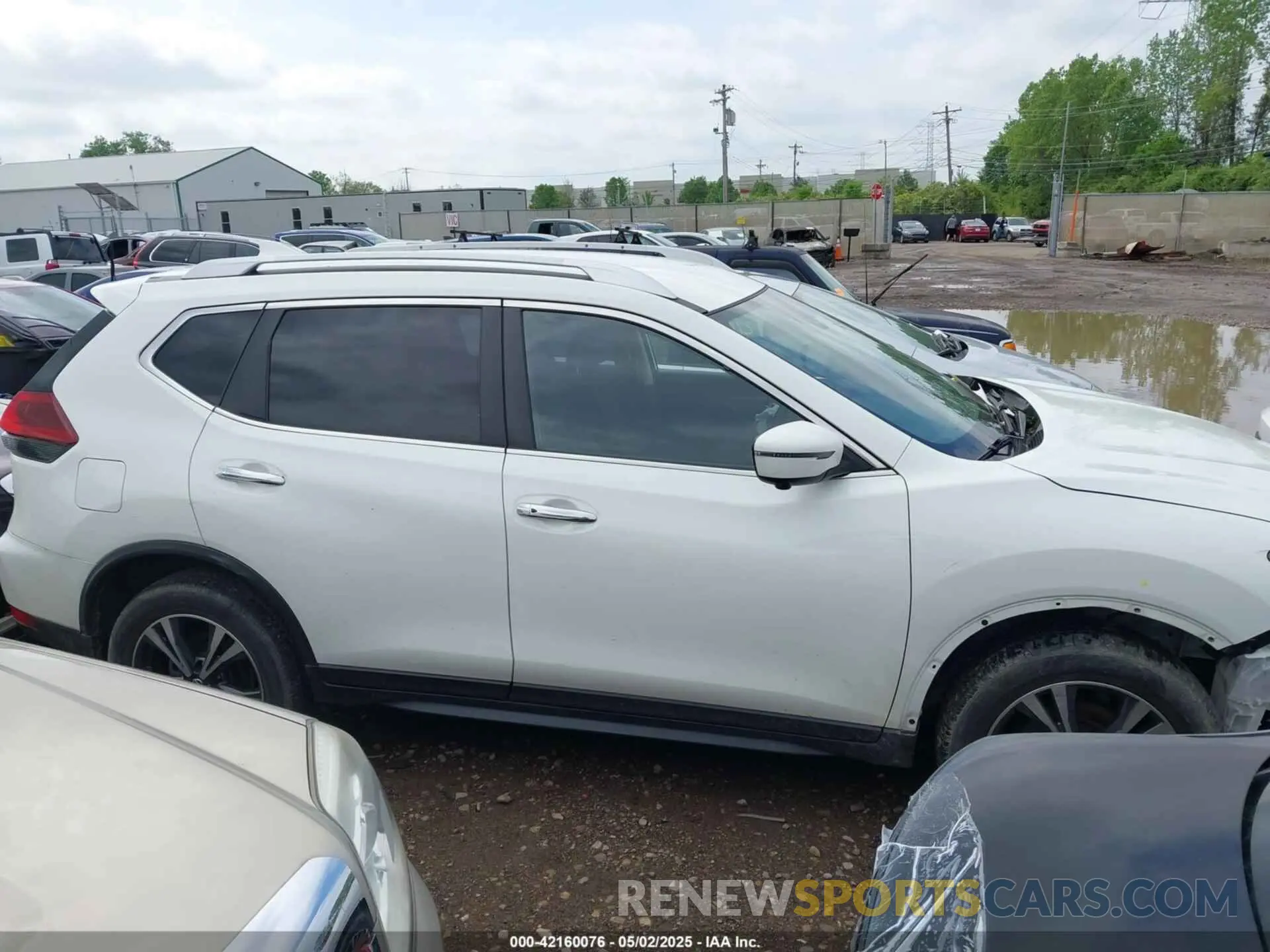 13 fotografías del automóvil dañado JN8AT2MV4KW380591 NISSAN ROGUE 2019
