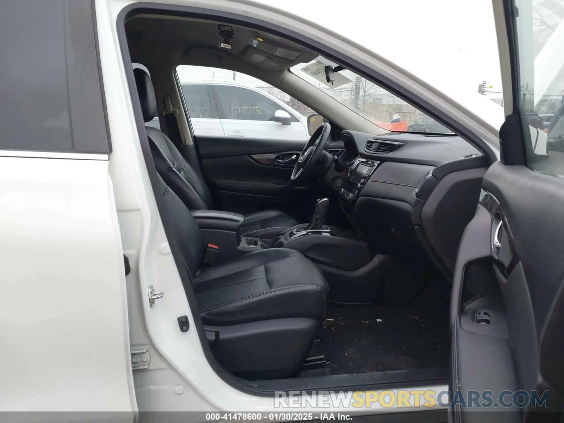 5 fotografías del automóvil dañado JN8AT2MV4KW398248 NISSAN ROGUE 2019