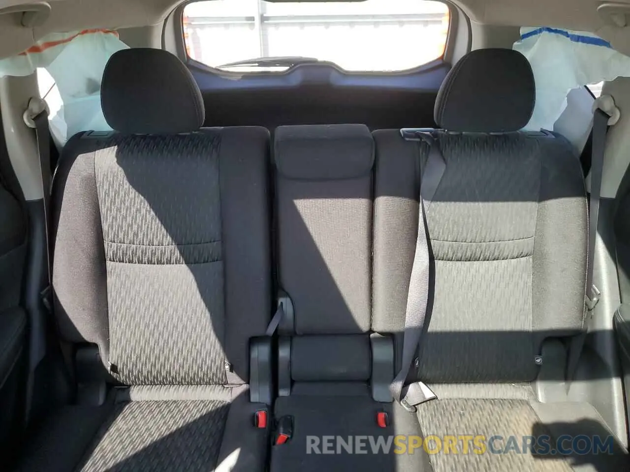 10 fotografías del automóvil dañado JN8AT2MV5KW379501 NISSAN ROGUE 2019