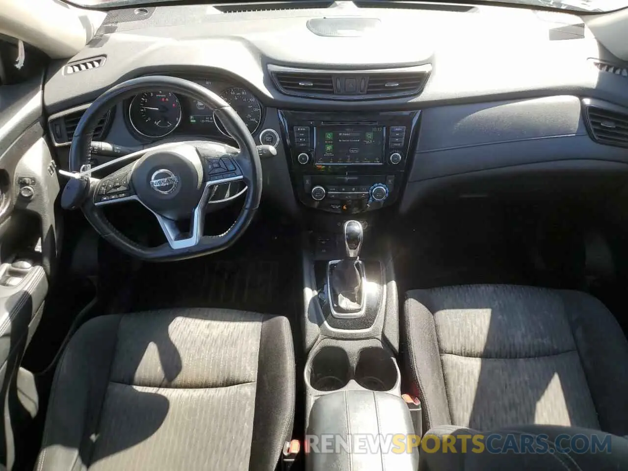 8 fotografías del automóvil dañado JN8AT2MV5KW379501 NISSAN ROGUE 2019