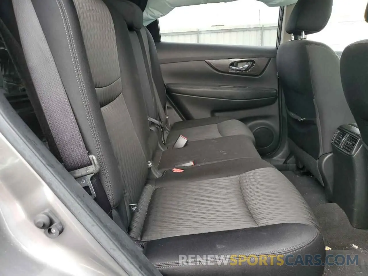 11 fotografías del automóvil dañado JN8AT2MV5KW397156 NISSAN ROGUE 2019