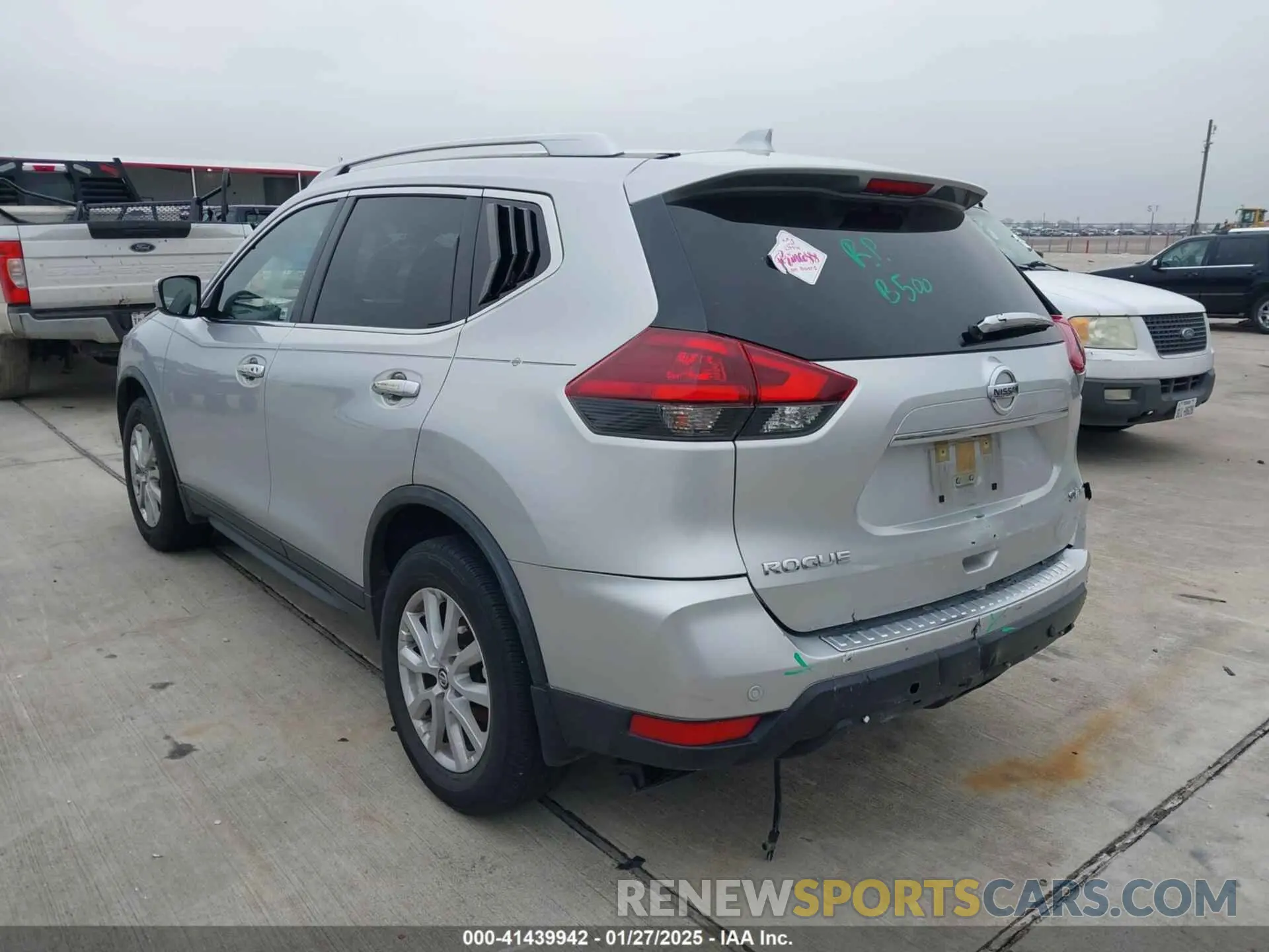 3 fotografías del automóvil dañado JN8AT2MV6KW382956 NISSAN ROGUE 2019