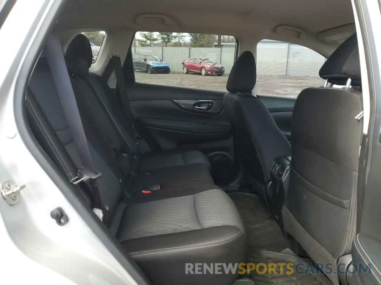 11 fotografías del automóvil dañado JN8AT2MV6KW387994 NISSAN ROGUE 2019