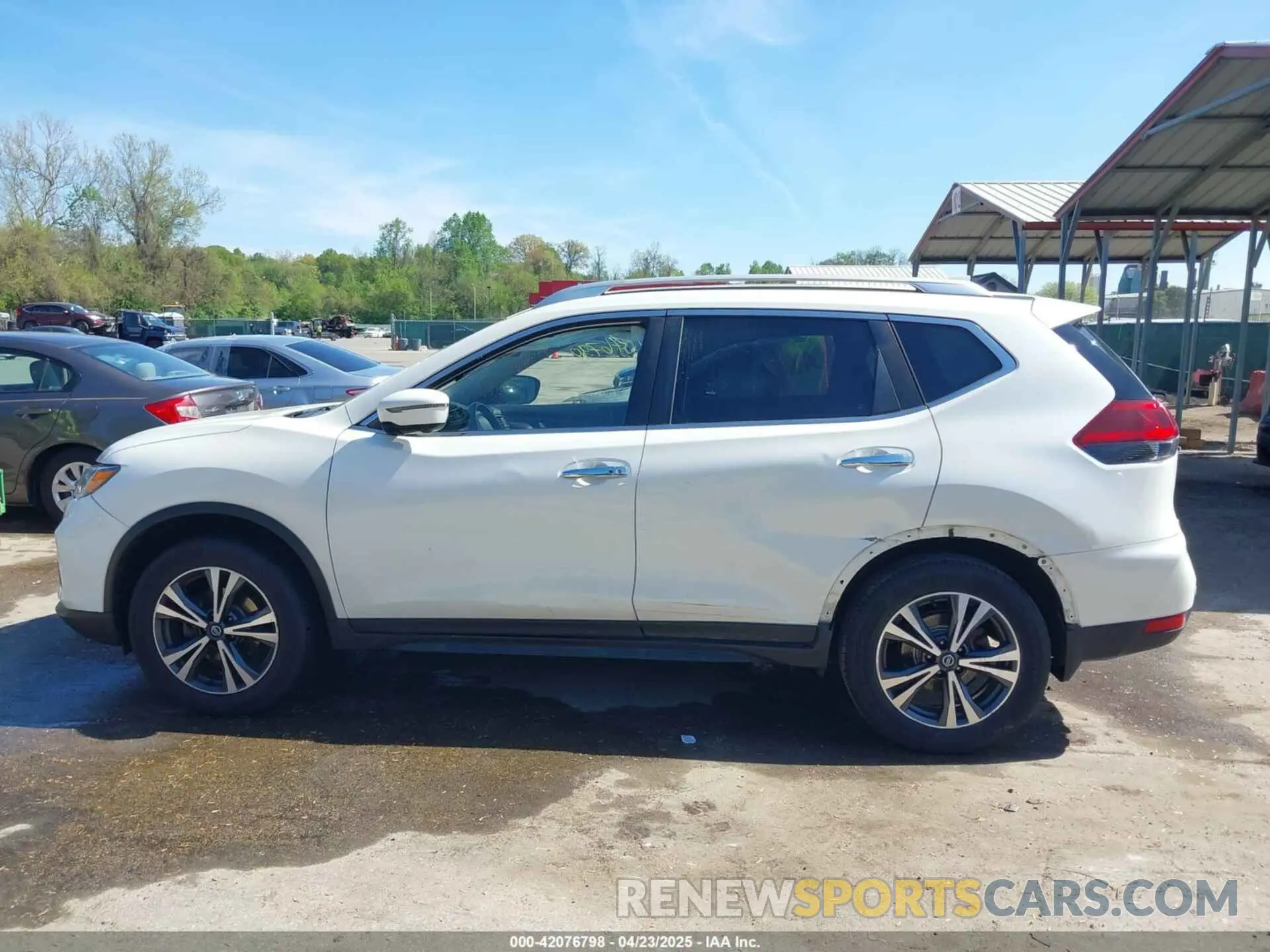 13 fotografías del automóvil dañado JN8AT2MV7KW385753 NISSAN ROGUE 2019