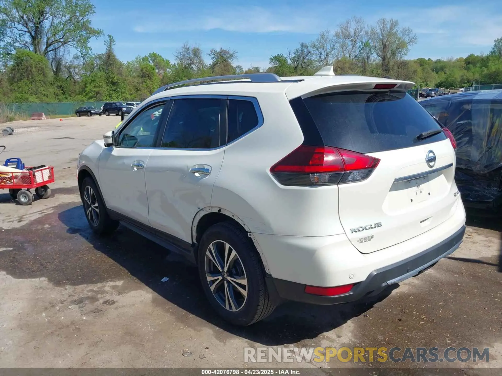 3 fotografías del automóvil dañado JN8AT2MV7KW385753 NISSAN ROGUE 2019