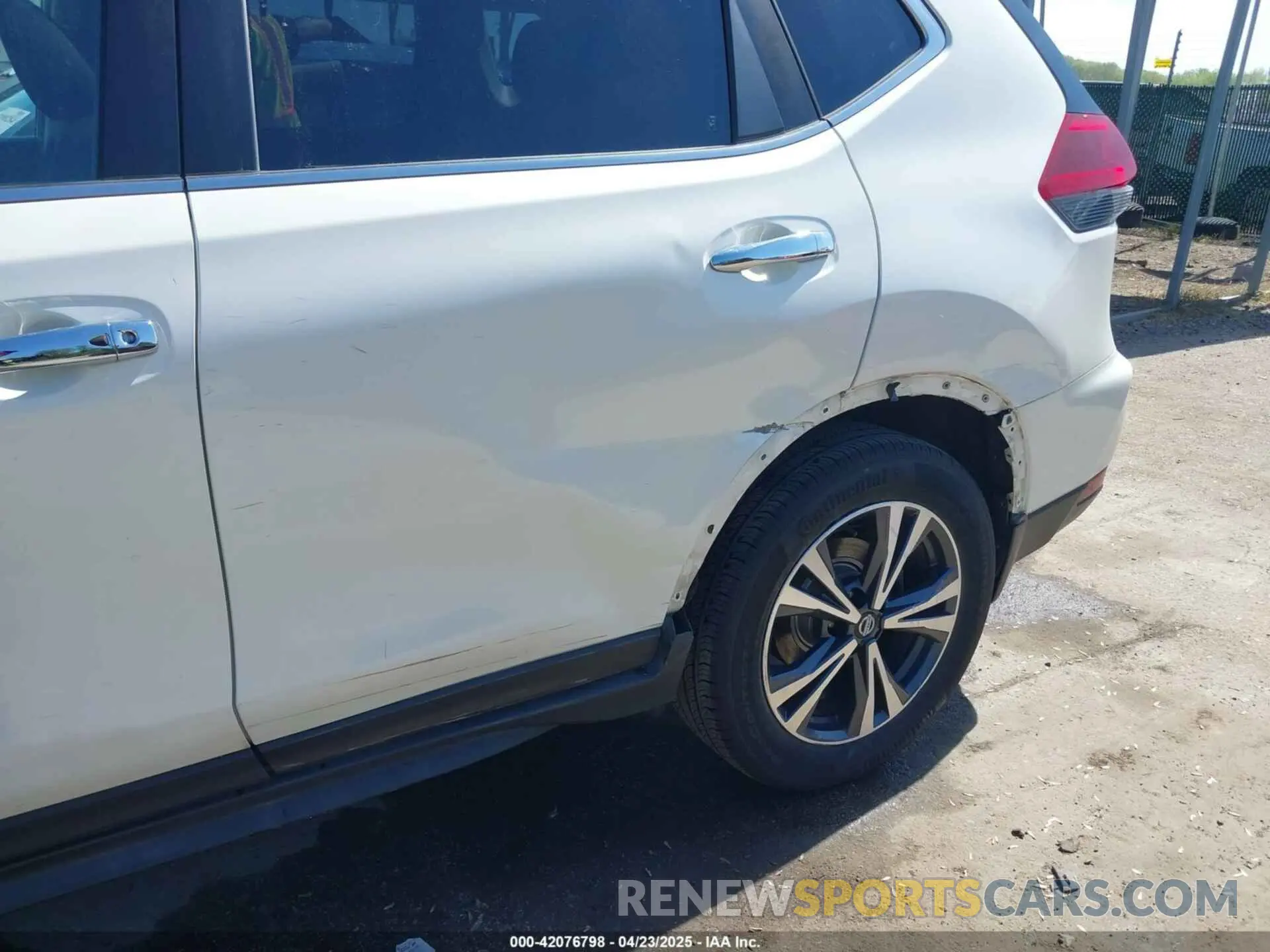 6 fotografías del automóvil dañado JN8AT2MV7KW385753 NISSAN ROGUE 2019