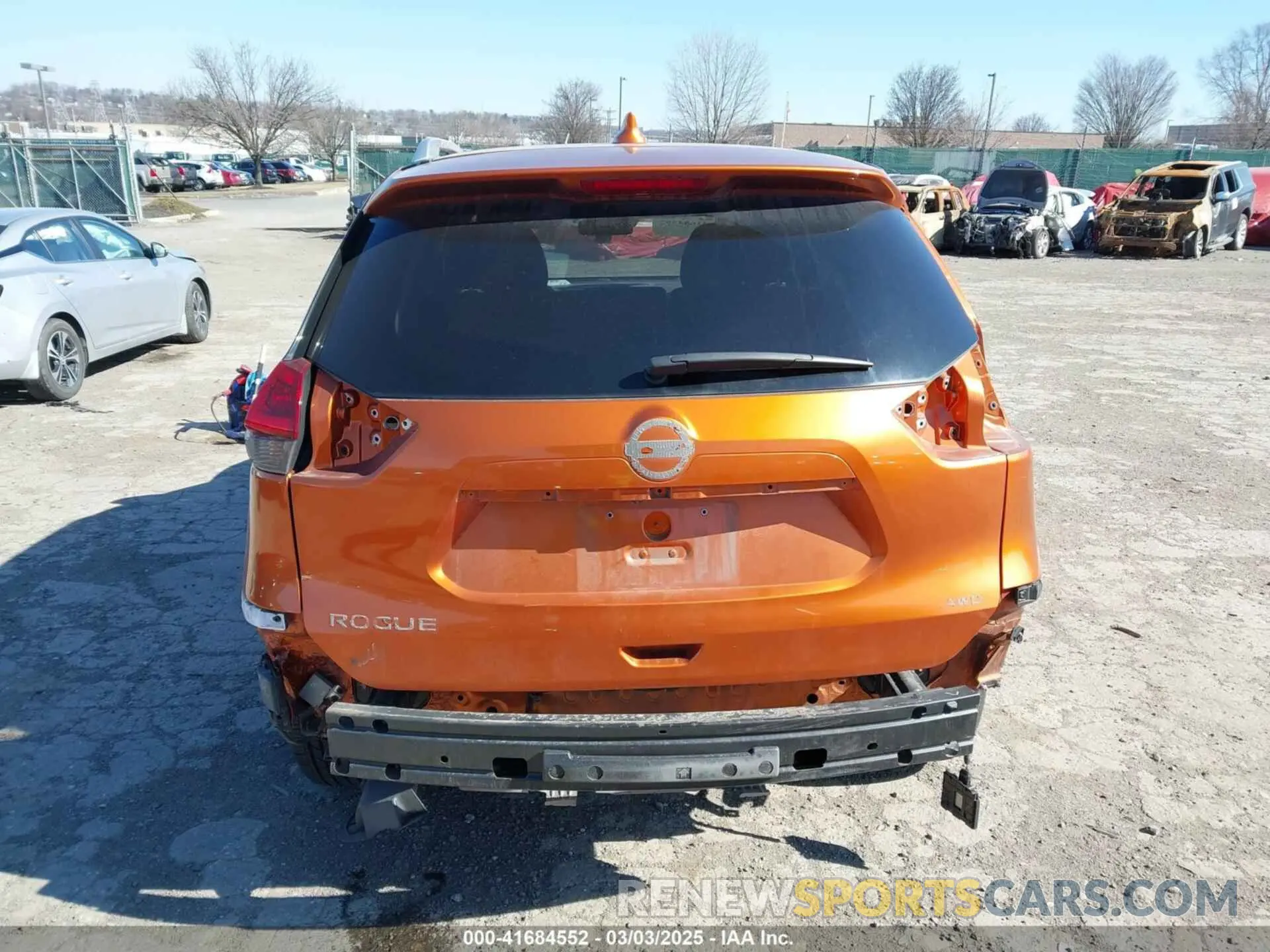 17 fotografías del automóvil dañado JN8AT2MV8KW376947 NISSAN ROGUE 2019