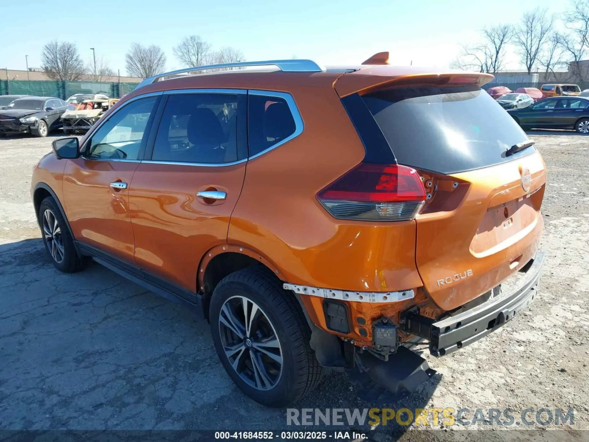 3 fotografías del automóvil dañado JN8AT2MV8KW376947 NISSAN ROGUE 2019