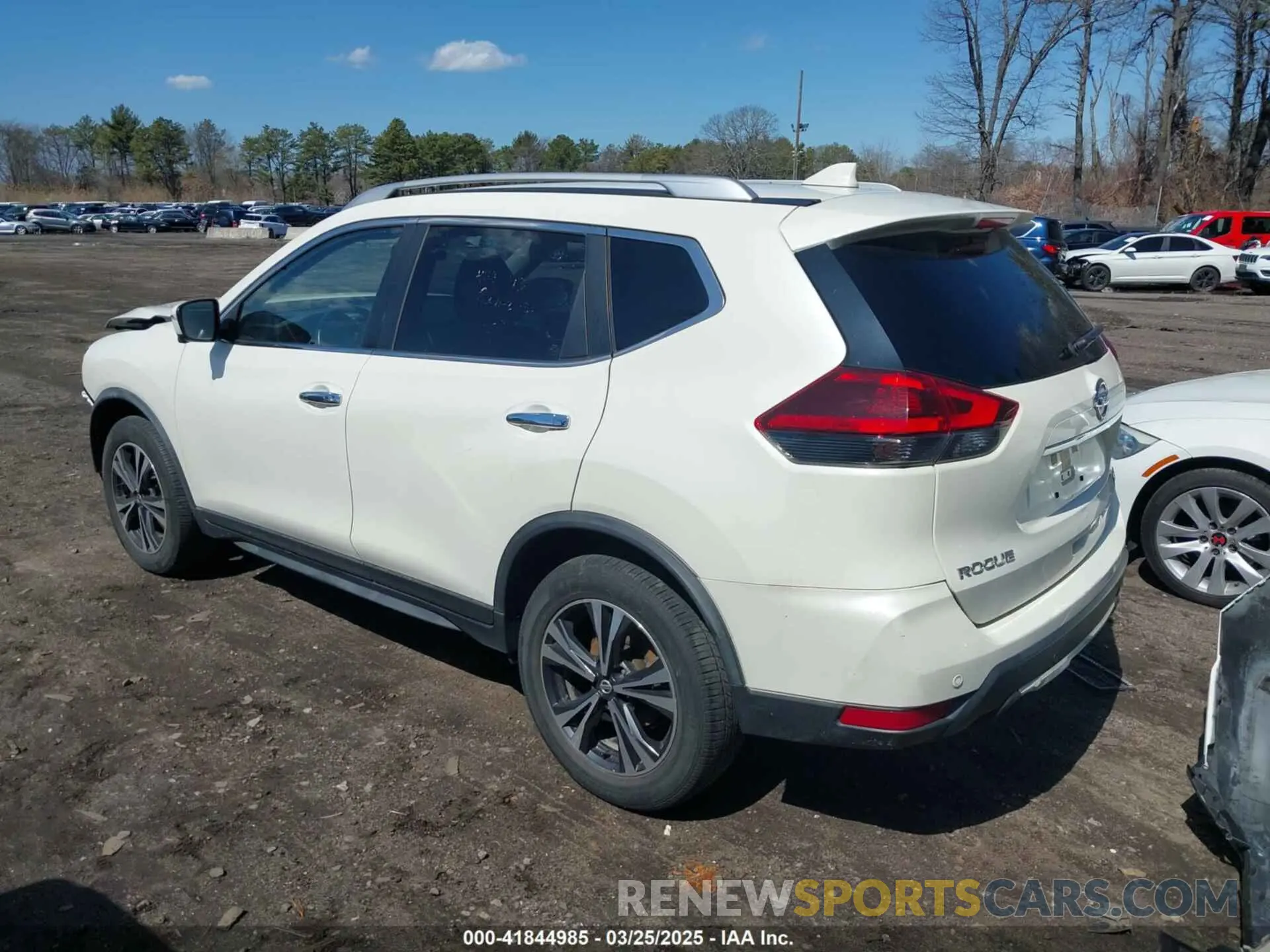 14 fotografías del automóvil dañado JN8AT2MV8KW385485 NISSAN ROGUE 2019
