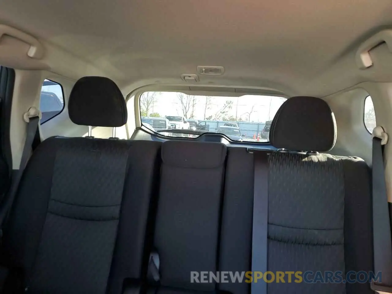 10 fotografías del automóvil dañado JN8AT2MV8KW394641 NISSAN ROGUE 2019
