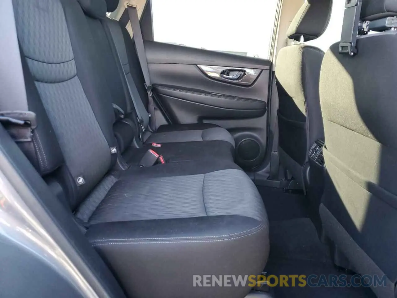 11 fotografías del automóvil dañado JN8AT2MV8KW394641 NISSAN ROGUE 2019