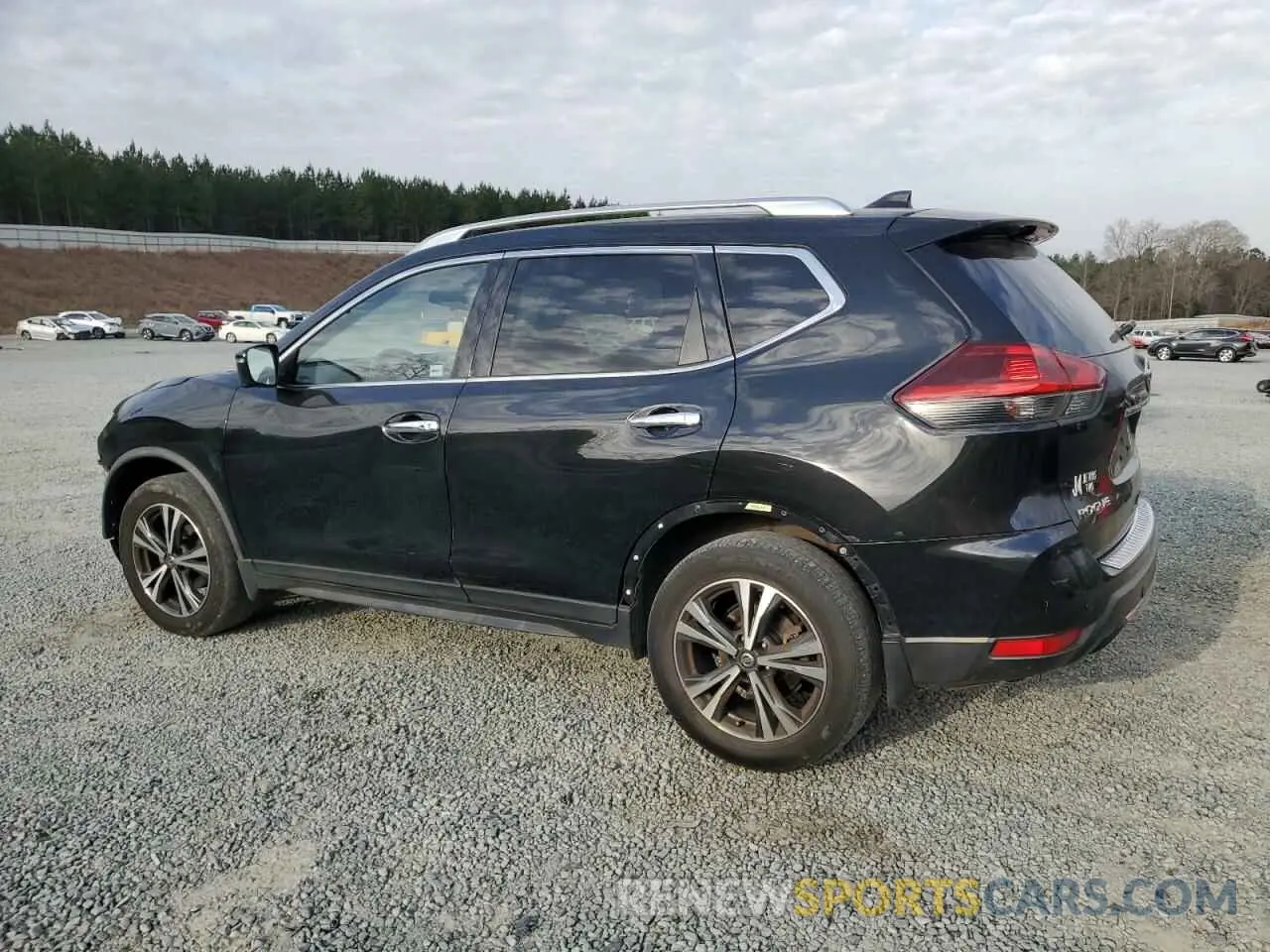 2 fotografías del automóvil dañado JN8AT2MV8KW399628 NISSAN ROGUE 2019