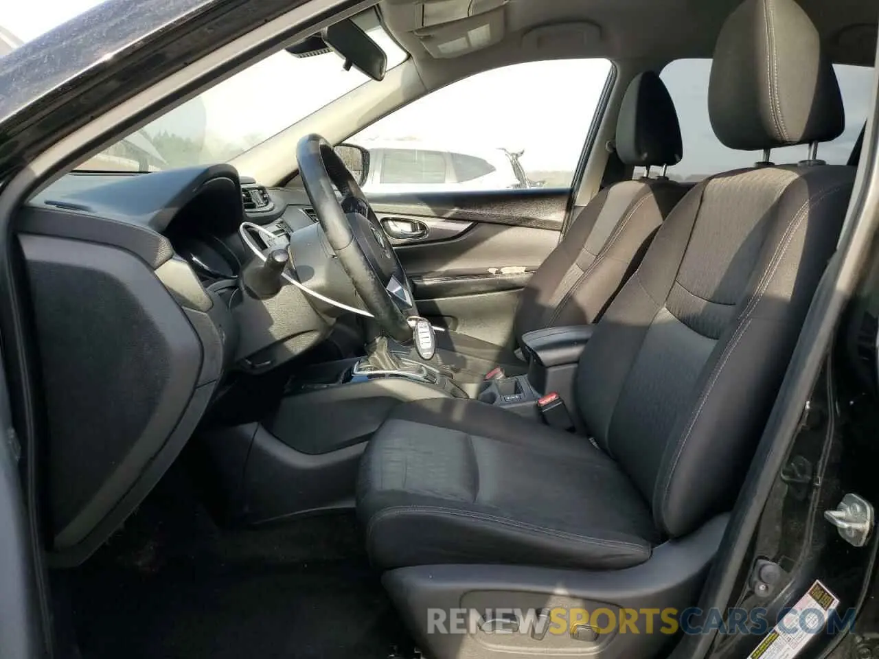 7 fotografías del automóvil dañado JN8AT2MV8KW399628 NISSAN ROGUE 2019