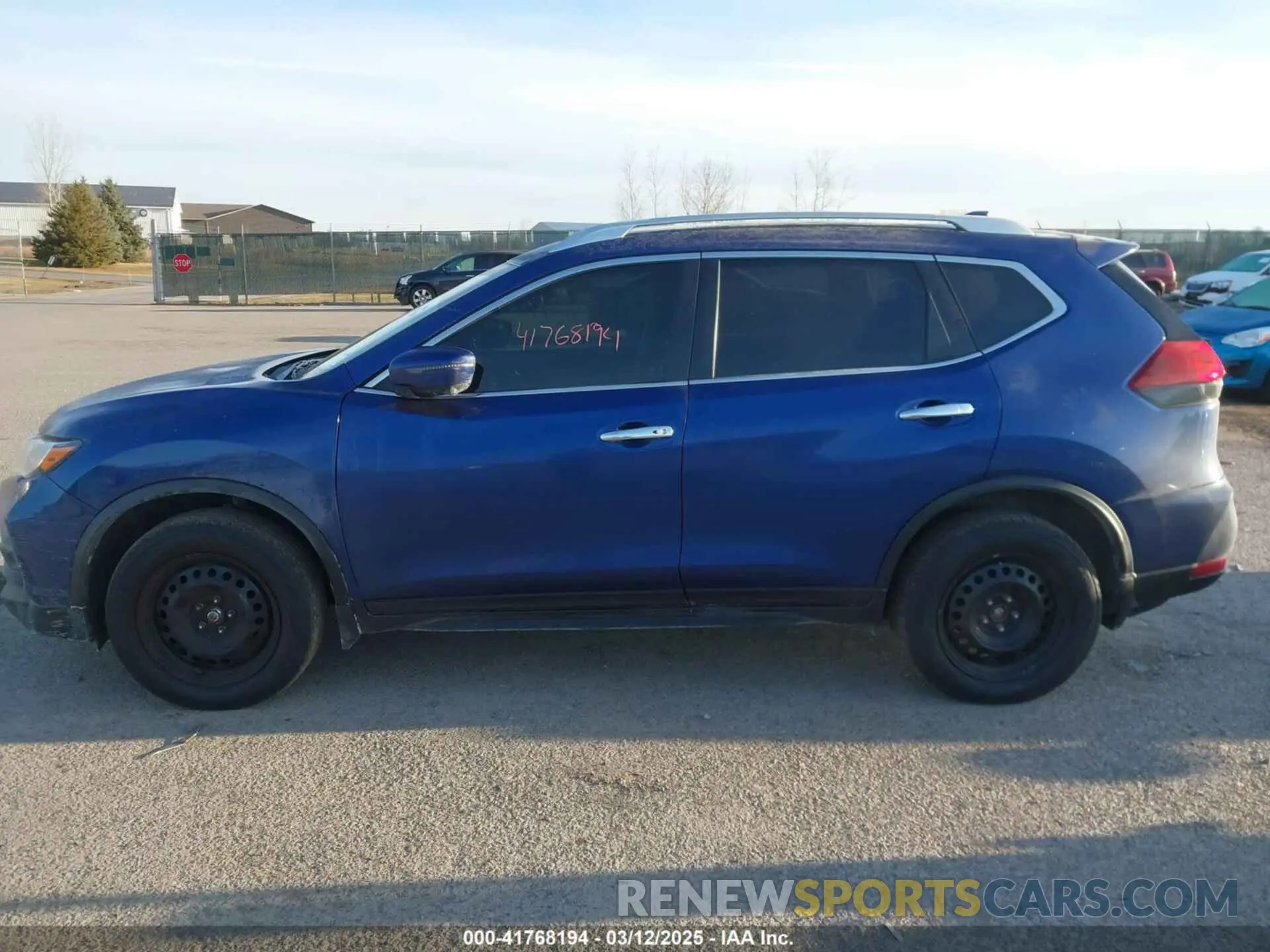15 fotografías del automóvil dañado JN8AT2MV9KW379176 NISSAN ROGUE 2019