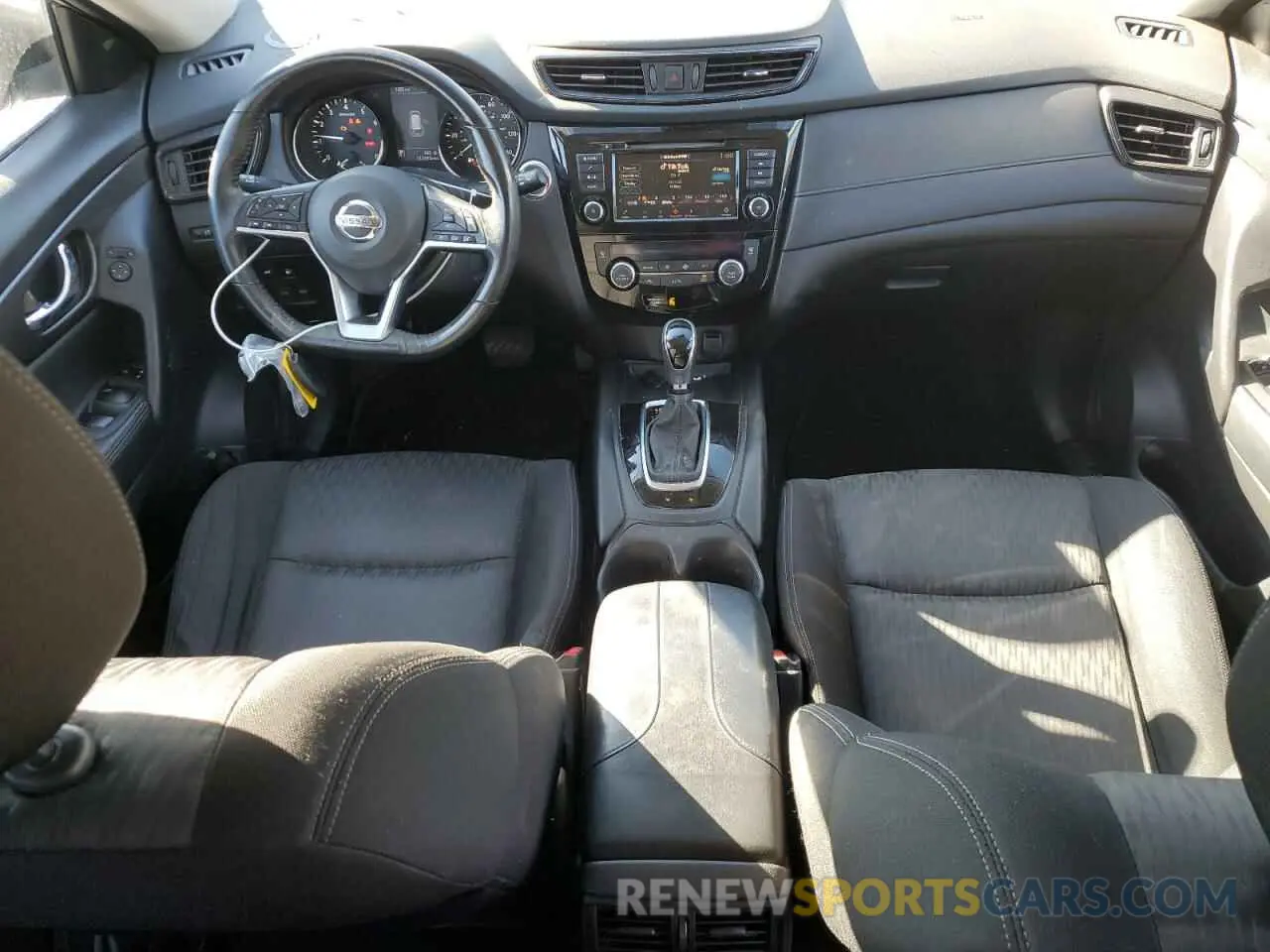 8 fotografías del automóvil dañado JN8AT2MVXKW372673 NISSAN ROGUE 2019