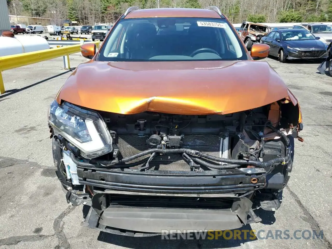 5 fotografías del automóvil dañado JN8AT2MVXKW376447 NISSAN ROGUE 2019