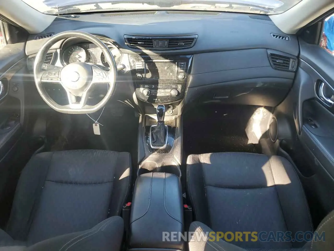 8 fotografías del automóvil dañado JN8AT2MVXKW390820 NISSAN ROGUE 2019