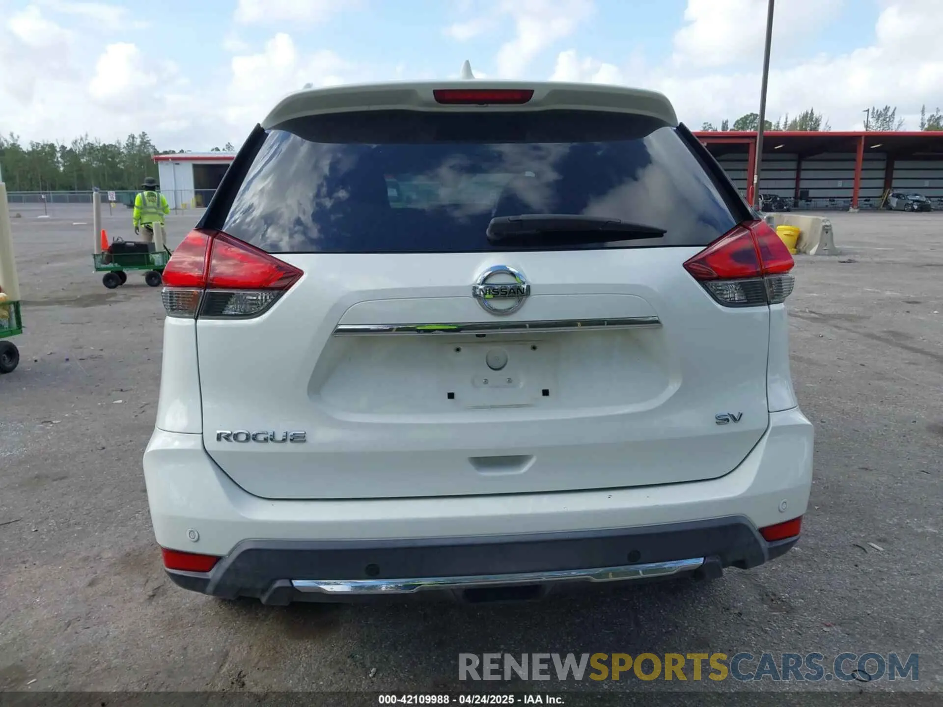17 fotografías del automóvil dañado KNMAT2MT0KP527137 NISSAN ROGUE 2019