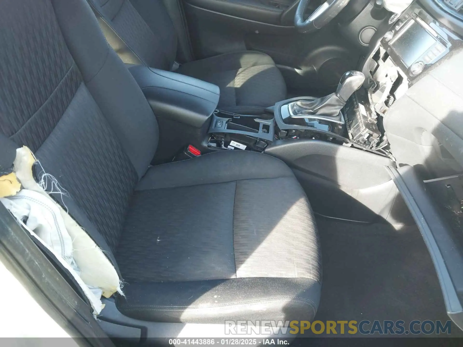 5 fotografías del automóvil dañado KNMAT2MT1KP543525 NISSAN ROGUE 2019