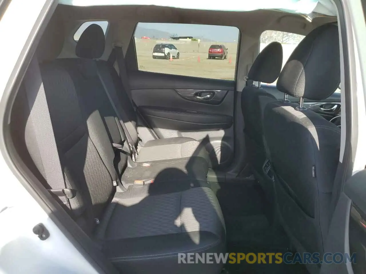 11 fotografías del automóvil dañado KNMAT2MT2KP500540 NISSAN ROGUE 2019