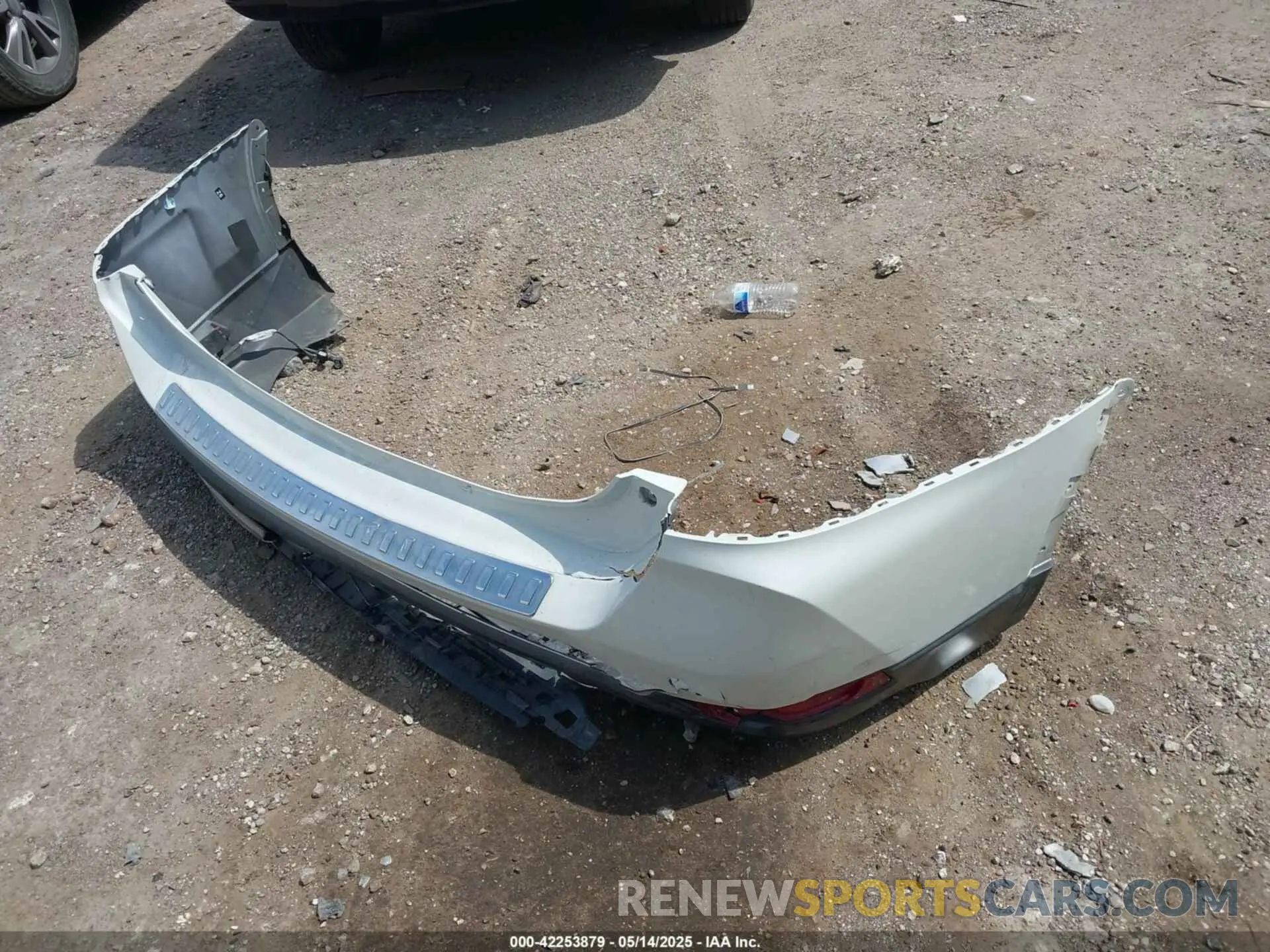 12 fotografías del automóvil dañado KNMAT2MT2KP543145 NISSAN ROGUE 2019