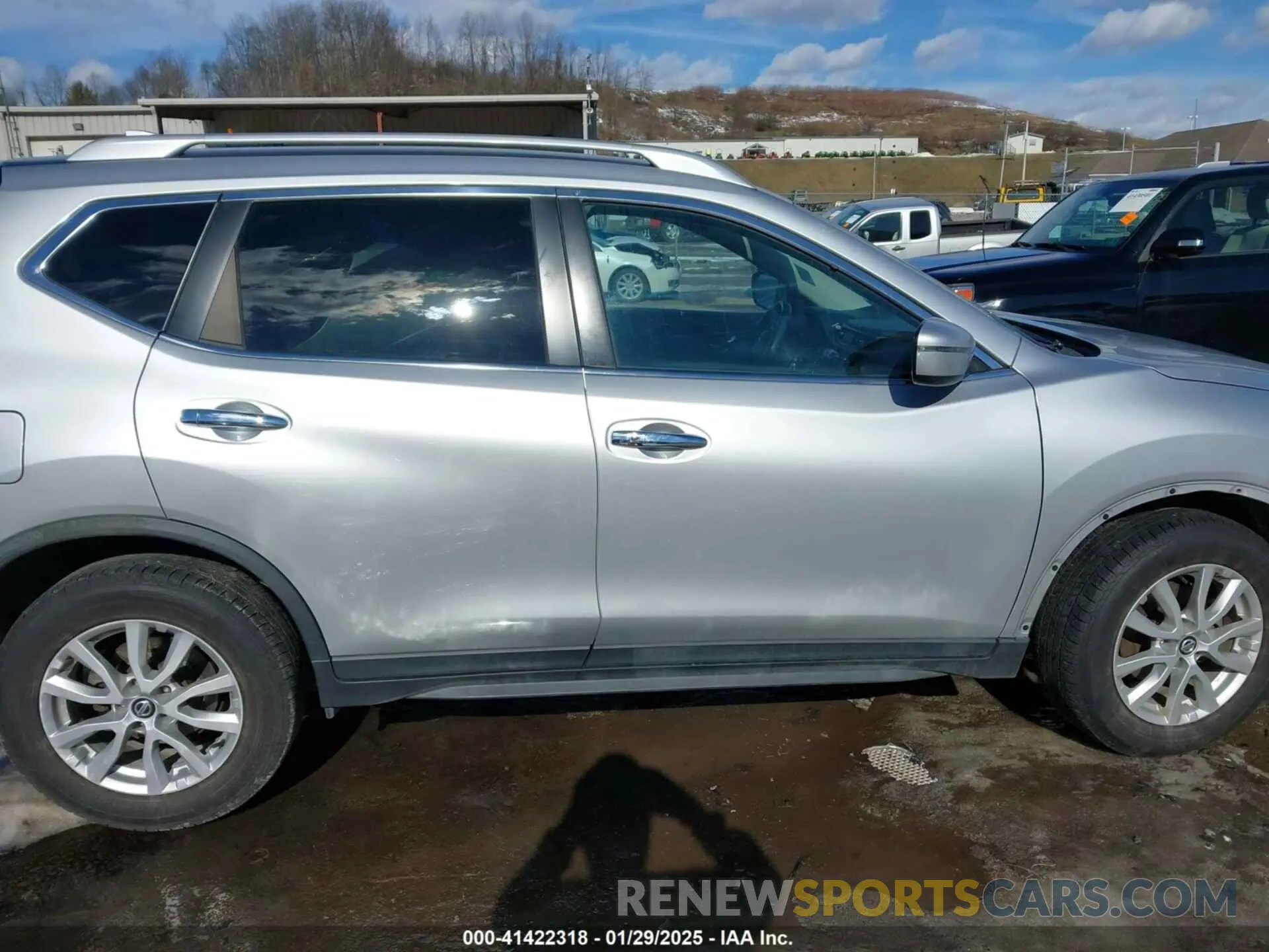14 fotografías del automóvil dañado KNMAT2MT3KP503043 NISSAN ROGUE 2019
