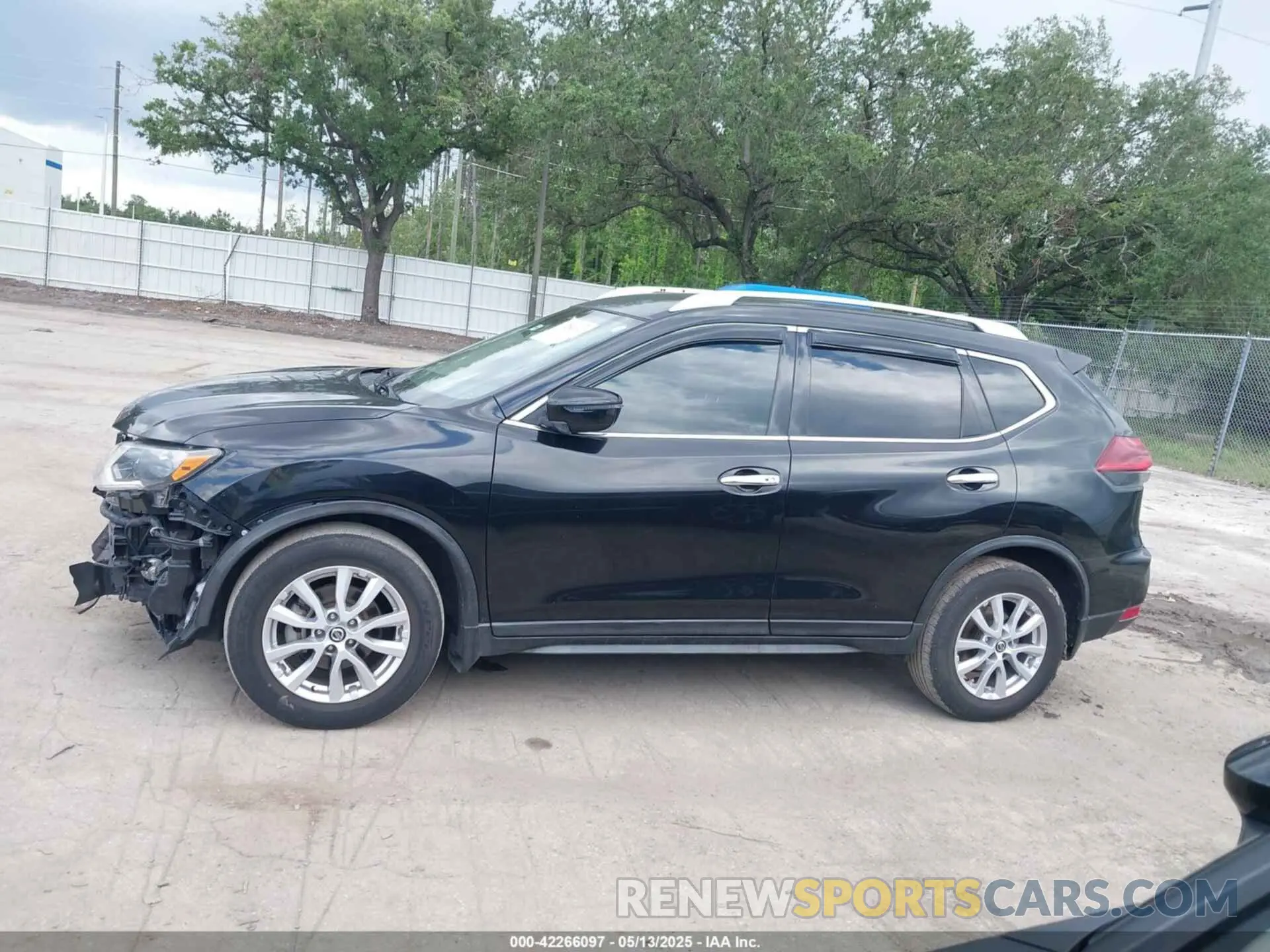 14 fotografías del automóvil dañado KNMAT2MT3KP503365 NISSAN ROGUE 2019