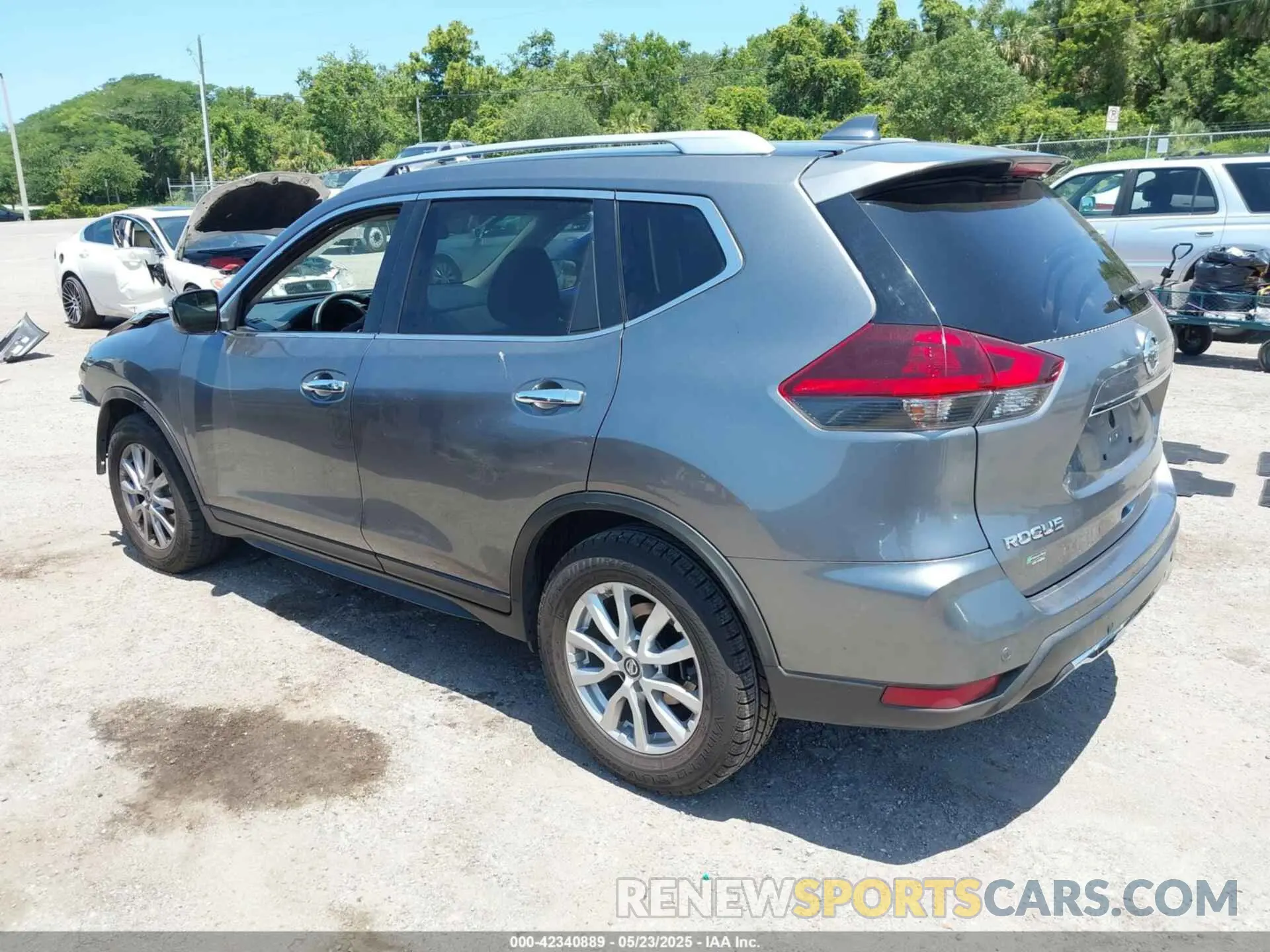 3 fotografías del automóvil dañado KNMAT2MT4KP556656 NISSAN ROGUE 2019