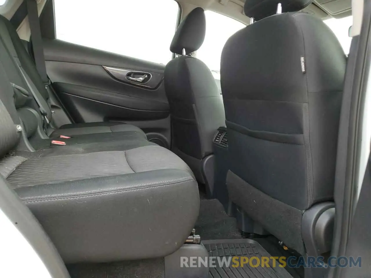 11 fotografías del automóvil dañado KNMAT2MT5KP502976 NISSAN ROGUE 2019