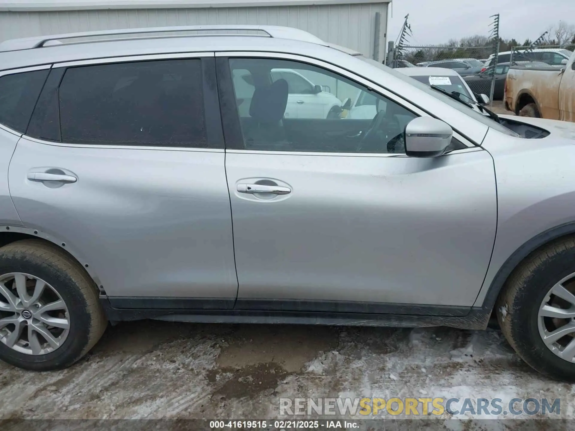14 fotografías del automóvil dañado KNMAT2MT5KP503481 NISSAN ROGUE 2019