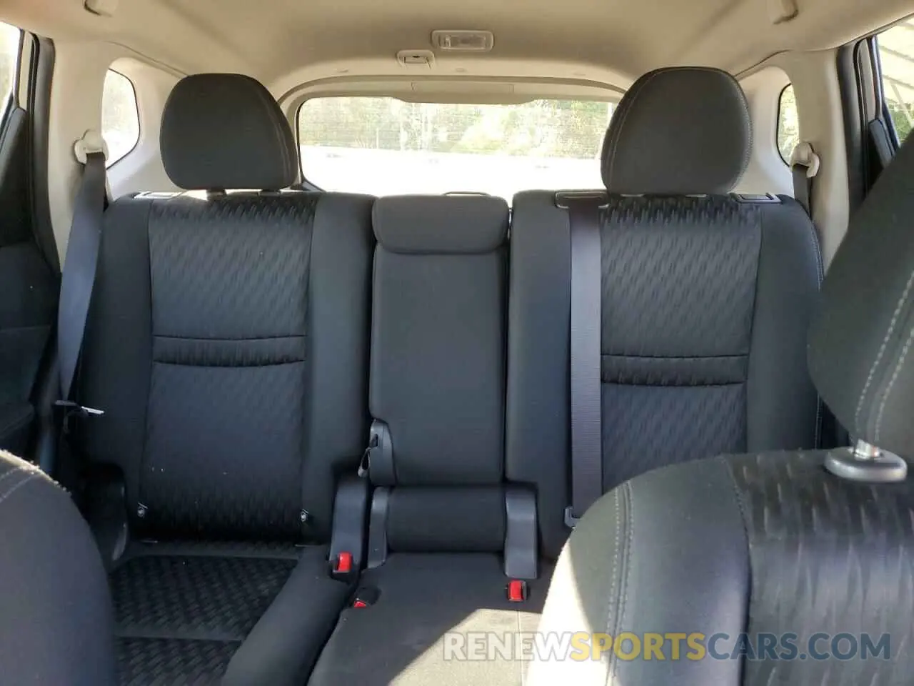 10 fotografías del automóvil dañado KNMAT2MT5KP544841 NISSAN ROGUE 2019