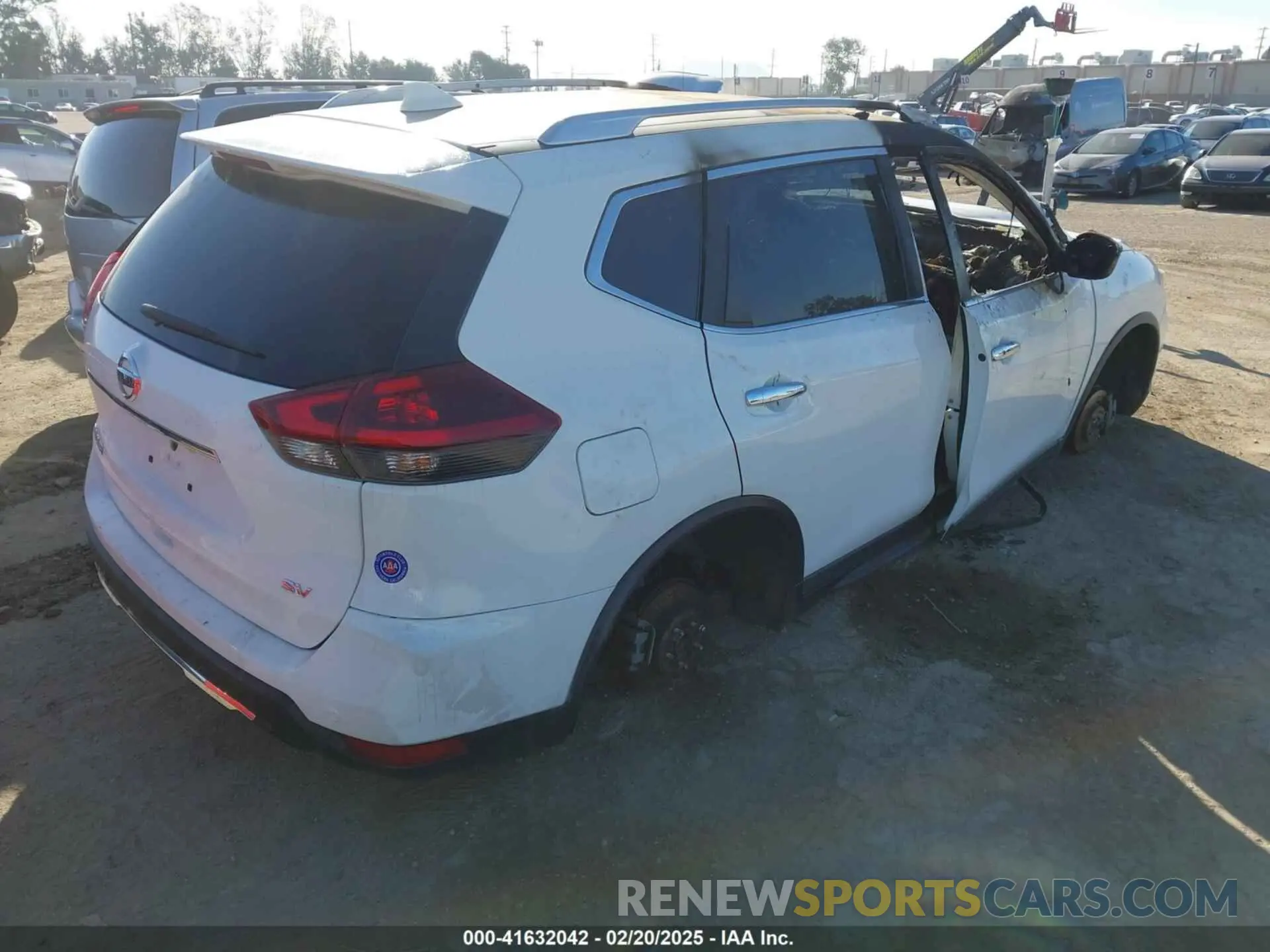 4 fotografías del automóvil dañado KNMAT2MT5KP558951 NISSAN ROGUE 2019