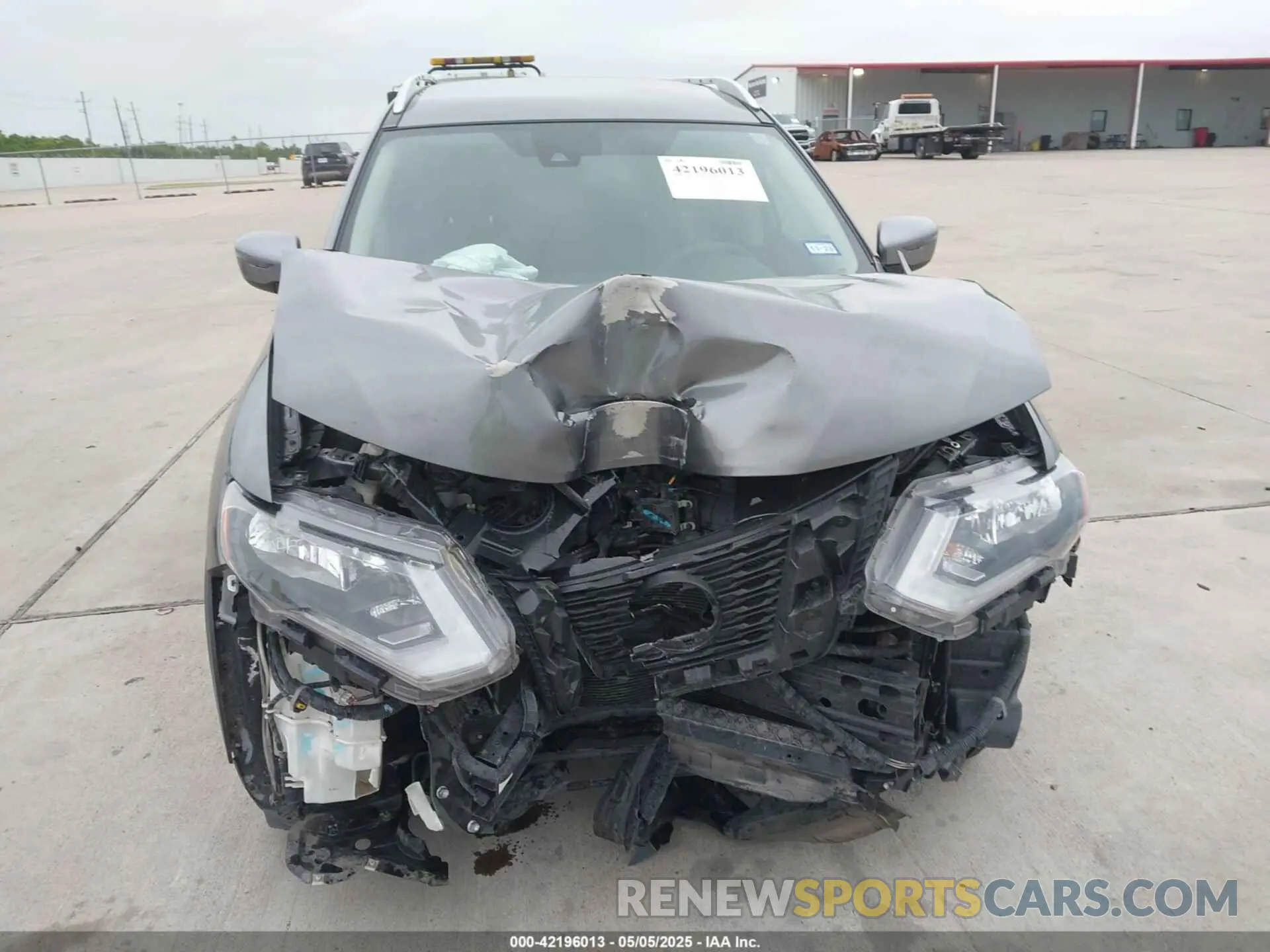 12 fotografías del automóvil dañado KNMAT2MT5KP559355 NISSAN ROGUE 2019