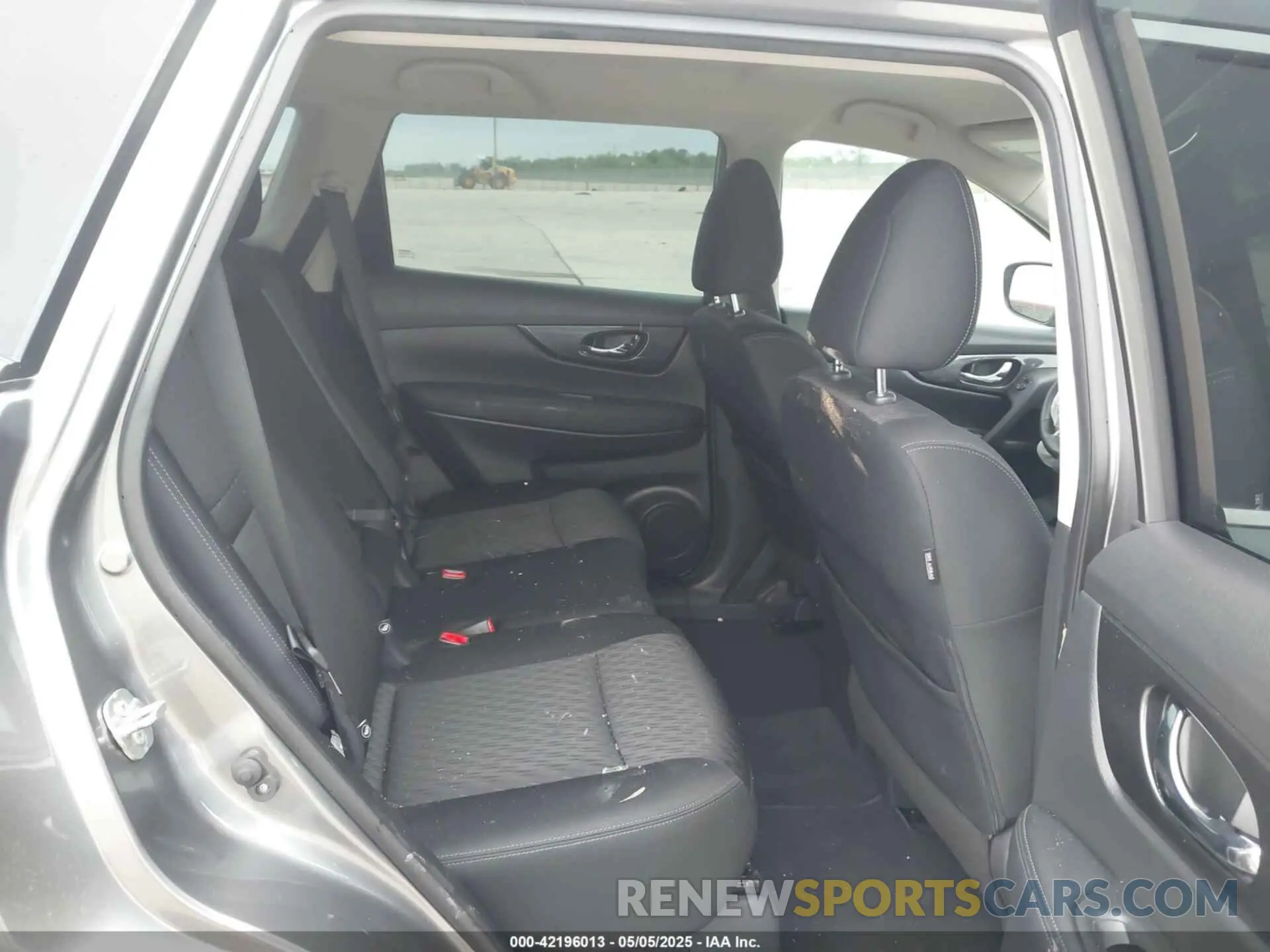 8 fotografías del automóvil dañado KNMAT2MT5KP559355 NISSAN ROGUE 2019