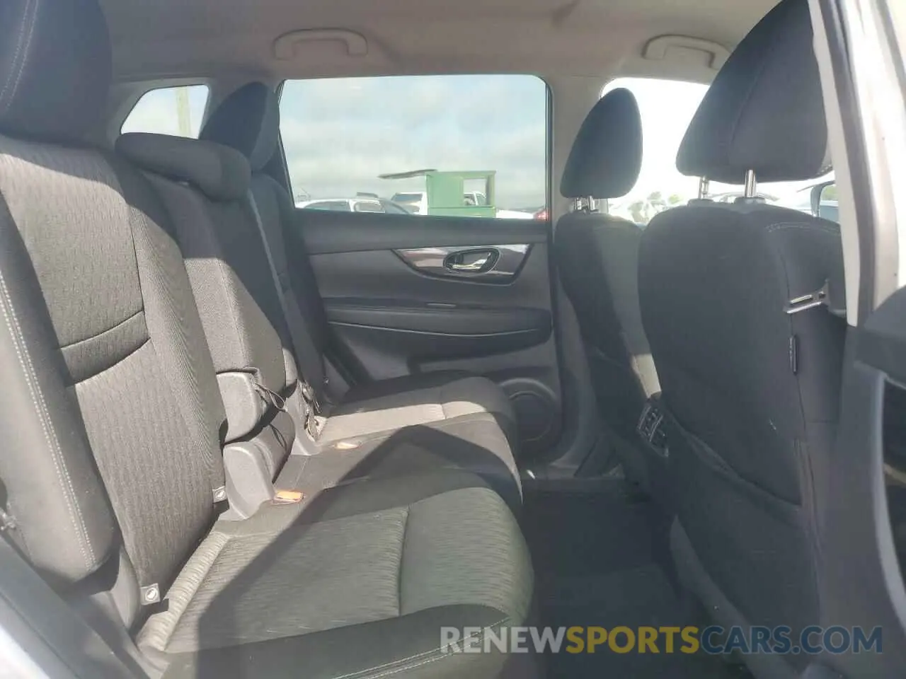 11 fotografías del automóvil dañado KNMAT2MT8KP532022 NISSAN ROGUE 2019