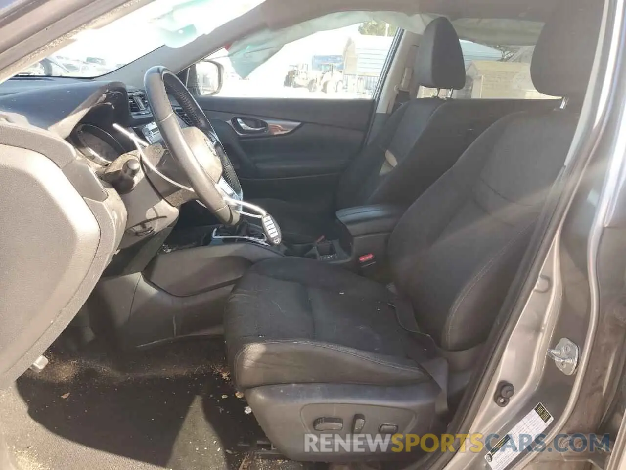 7 fotografías del automóvil dañado KNMAT2MT9KP557236 NISSAN ROGUE 2019