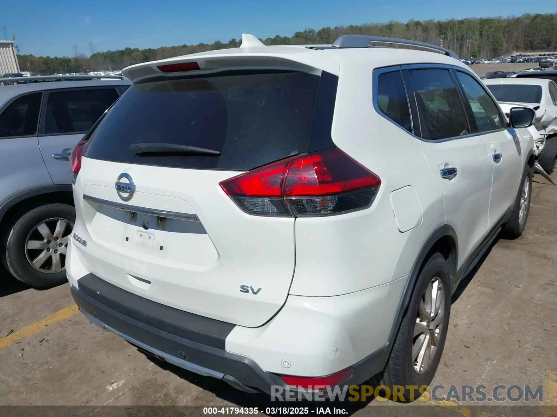 4 fotografías del automóvil dañado KNMAT2MTXKP512306 NISSAN ROGUE 2019