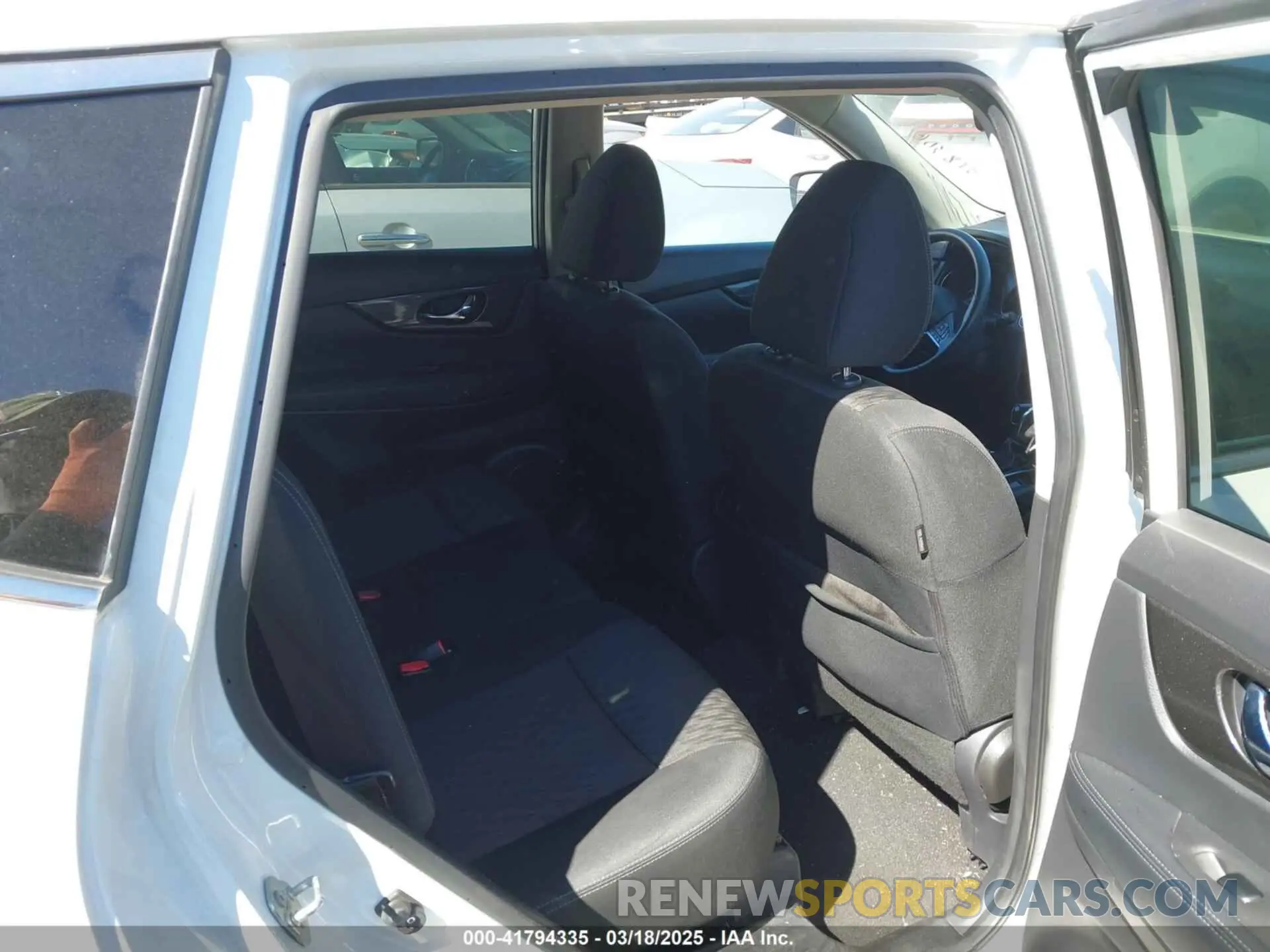 8 fotografías del automóvil dañado KNMAT2MTXKP512306 NISSAN ROGUE 2019