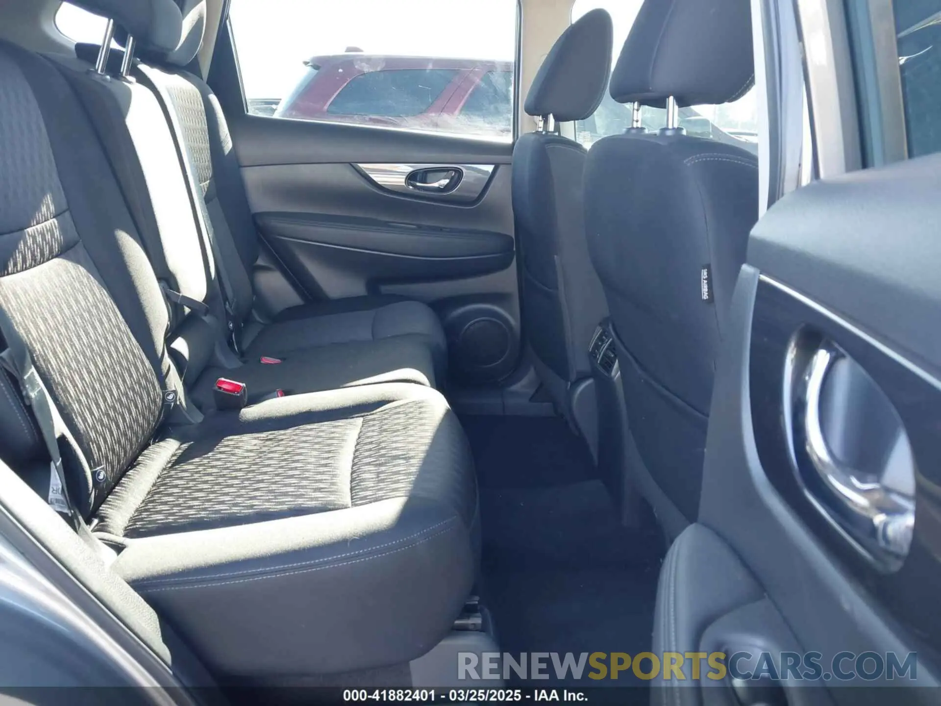 8 fotografías del automóvil dañado KNMAT2MTXKP549372 NISSAN ROGUE 2019