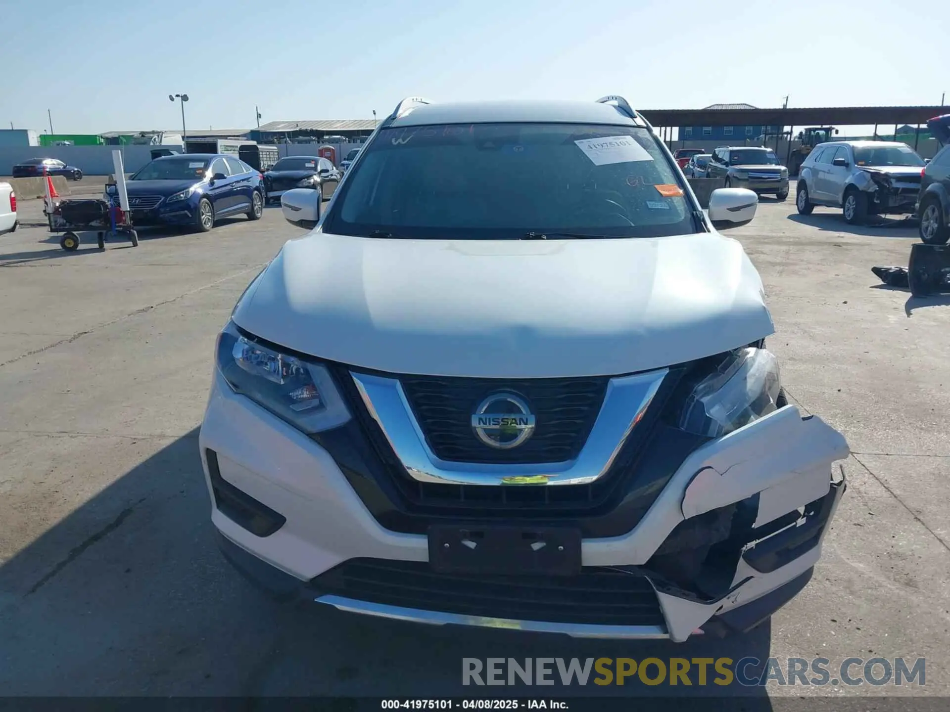 12 fotografías del automóvil dañado KNMAT2MTXKP554619 NISSAN ROGUE 2019