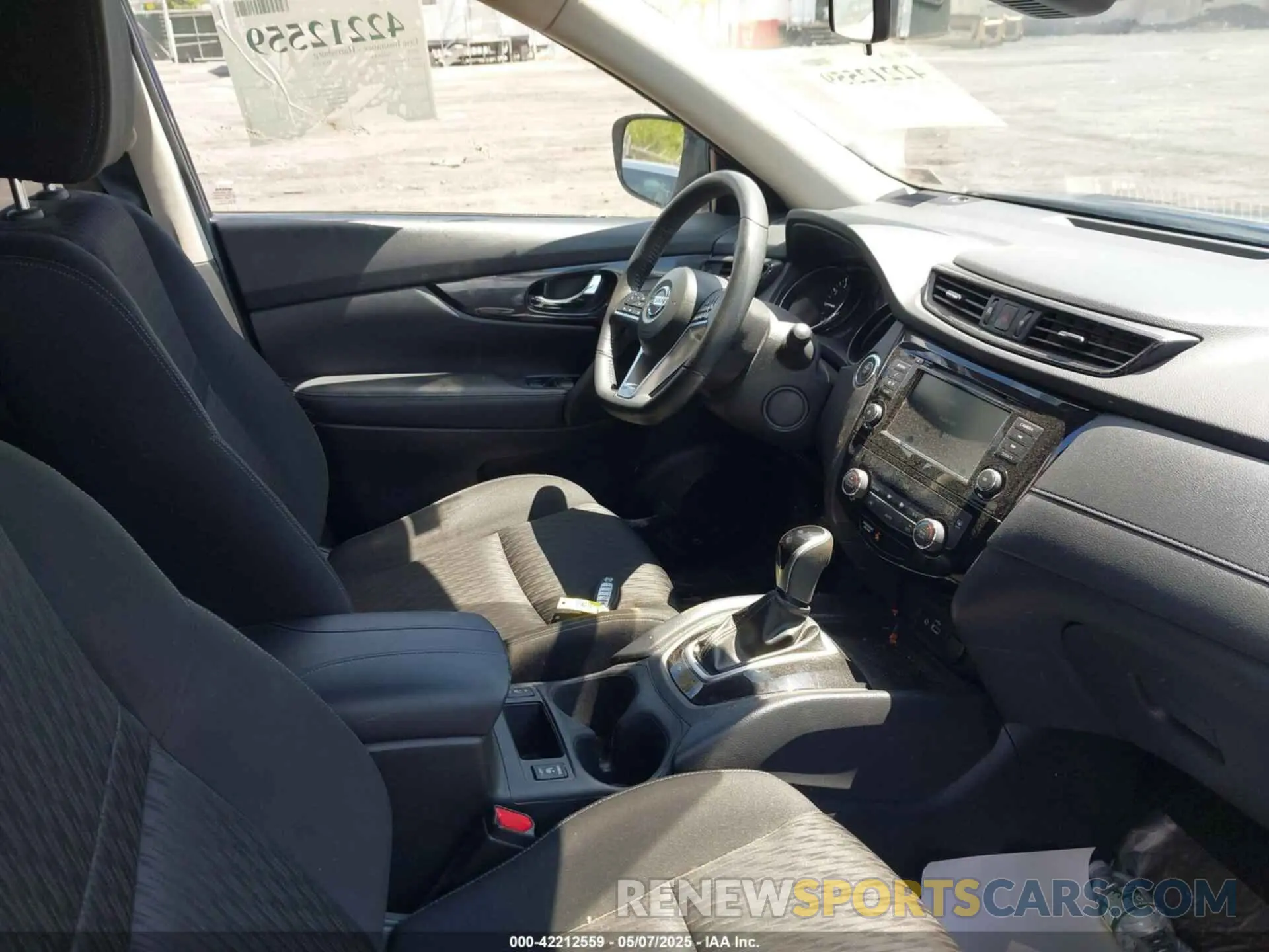 5 fotografías del automóvil dañado KNMAT2MV0KP539273 NISSAN ROGUE 2019