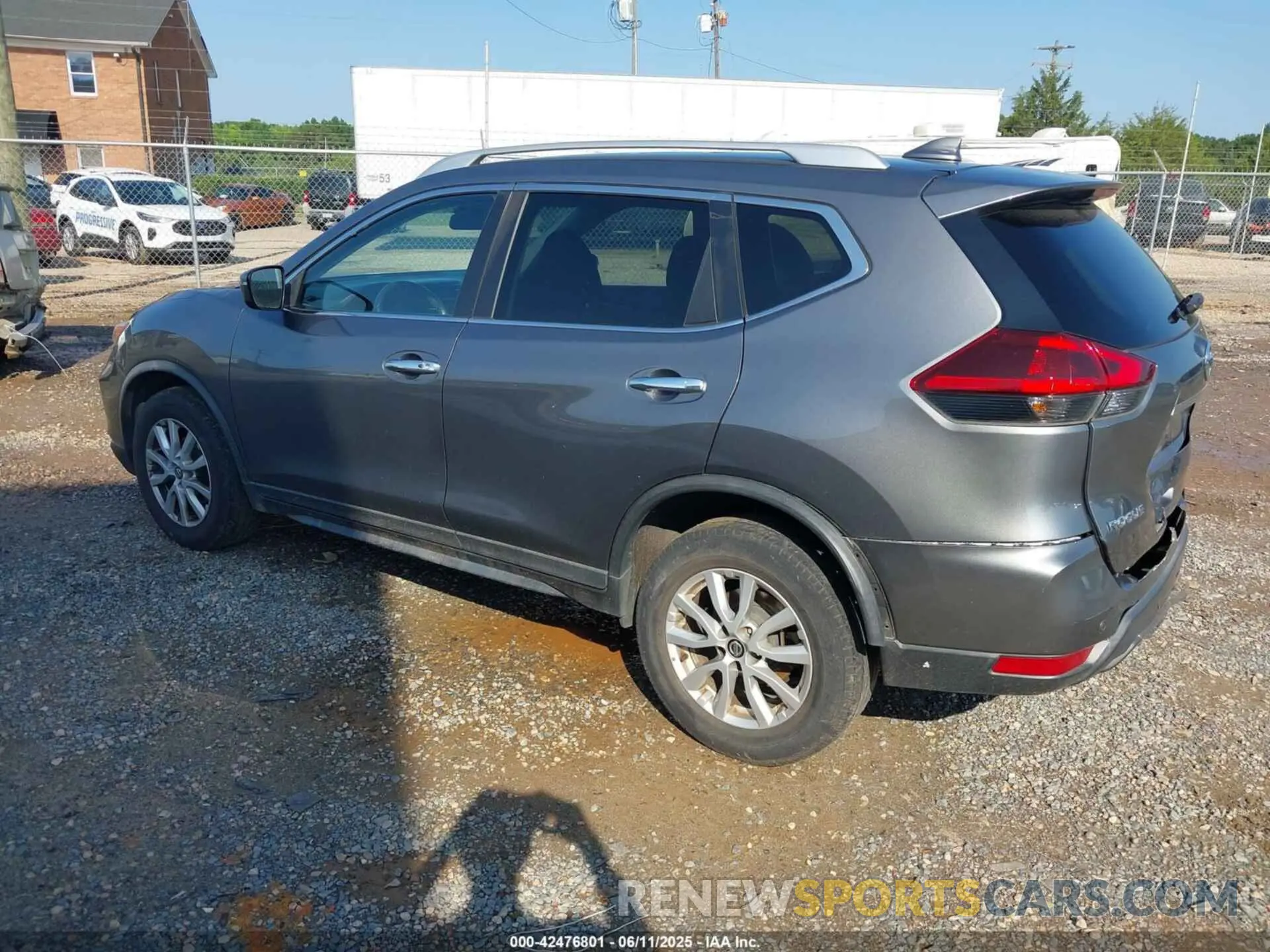 3 fotografías del automóvil dañado KNMAT2MV2KP526184 NISSAN ROGUE 2019