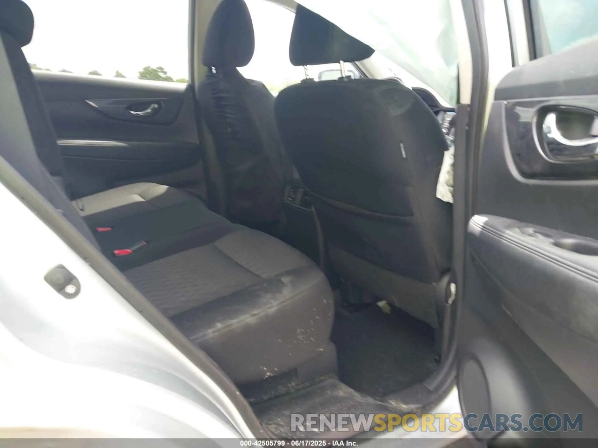 8 fotografías del automóvil dañado KNMAT2MV2KP535760 NISSAN ROGUE 2019