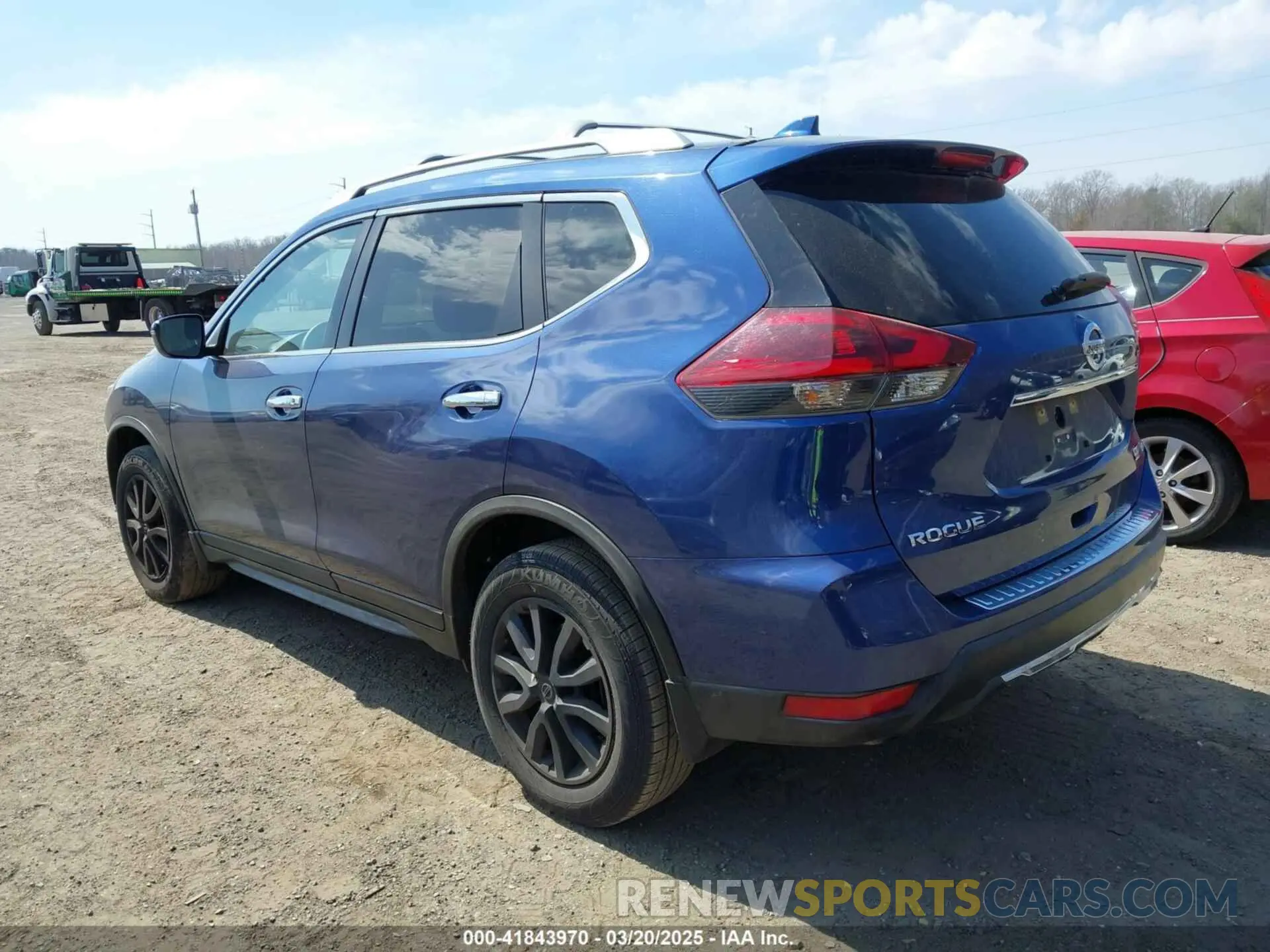 3 fotografías del automóvil dañado KNMAT2MV3KP527859 NISSAN ROGUE 2019