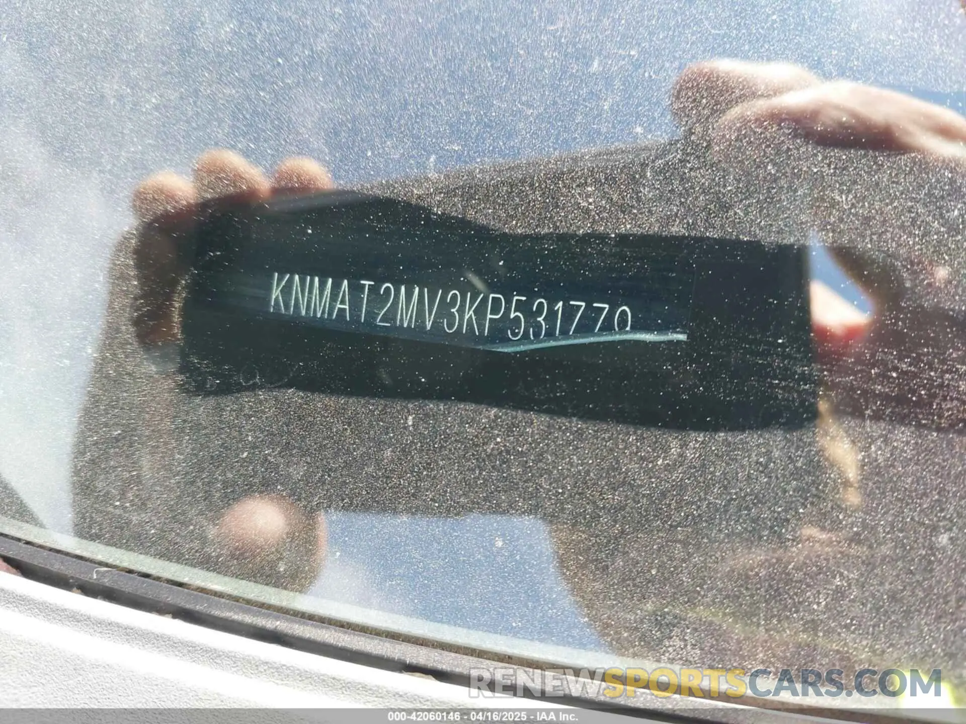 17 fotografías del automóvil dañado KNMAT2MV3KP531779 NISSAN ROGUE 2019