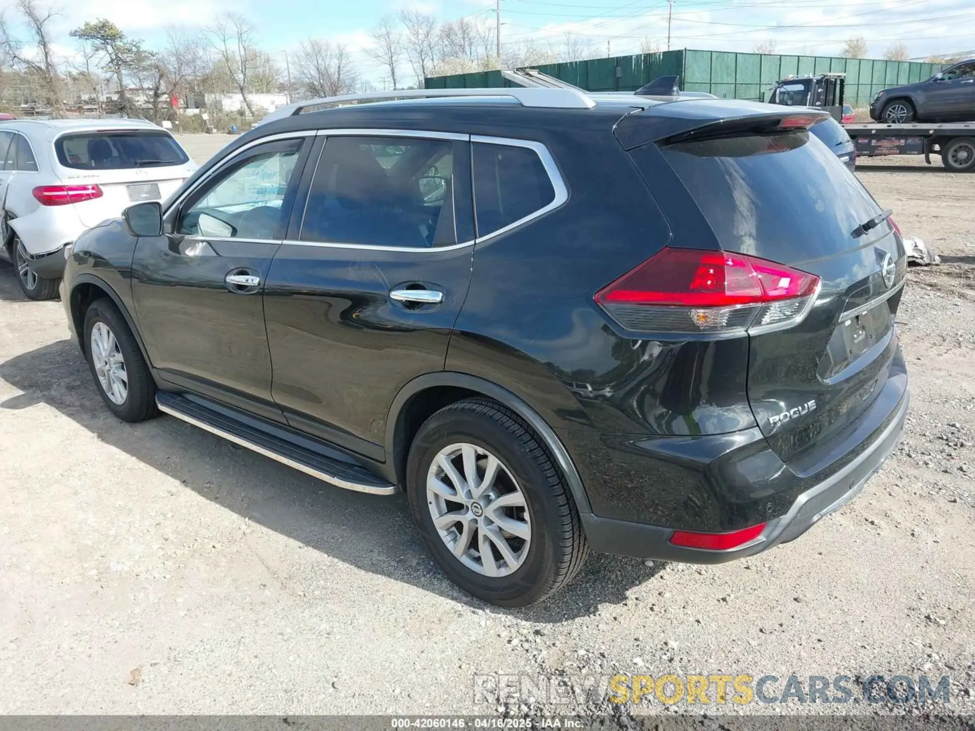 3 fotografías del automóvil dañado KNMAT2MV3KP531779 NISSAN ROGUE 2019