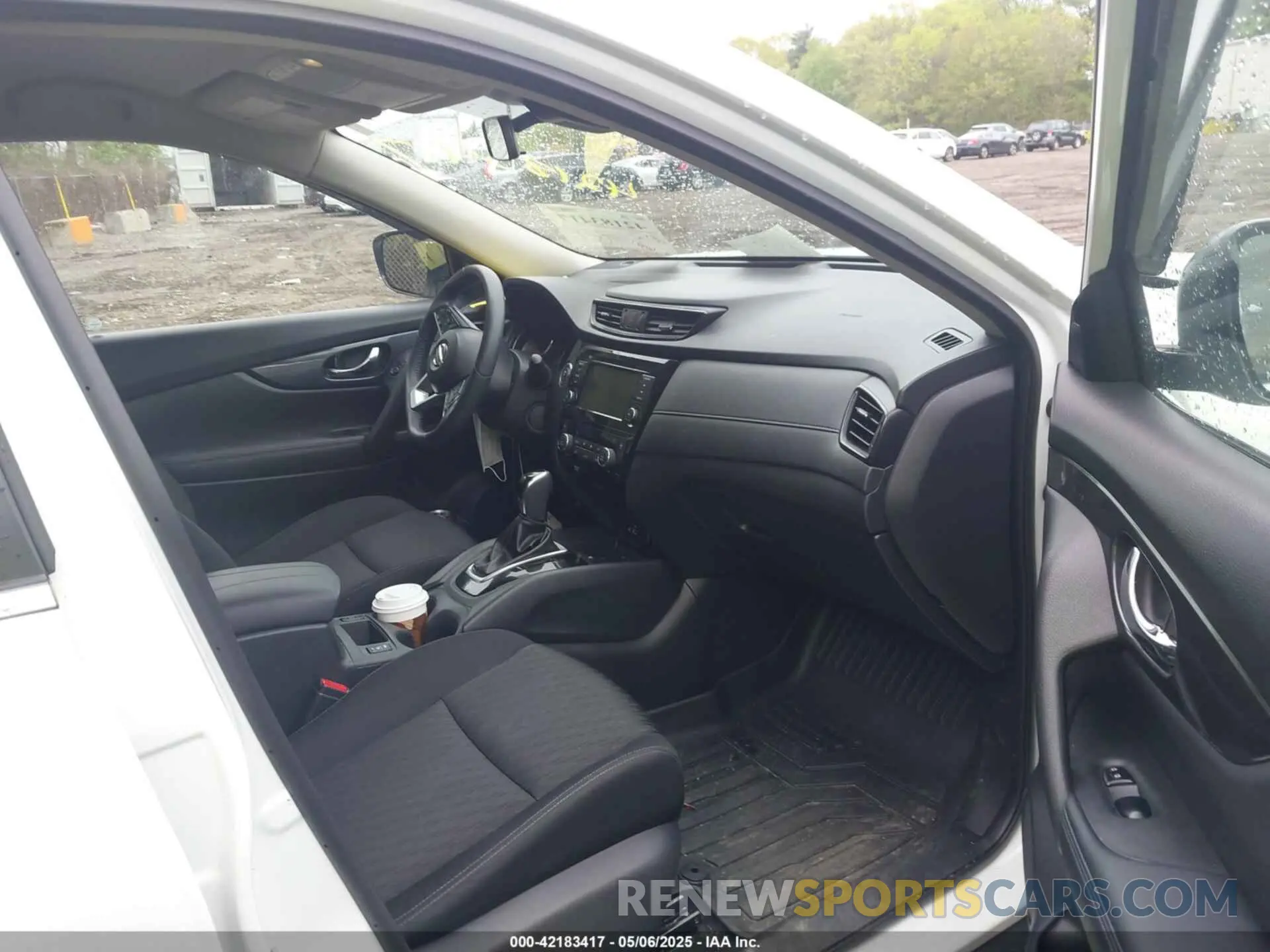5 fotografías del automóvil dañado KNMAT2MV4KP559803 NISSAN ROGUE 2019